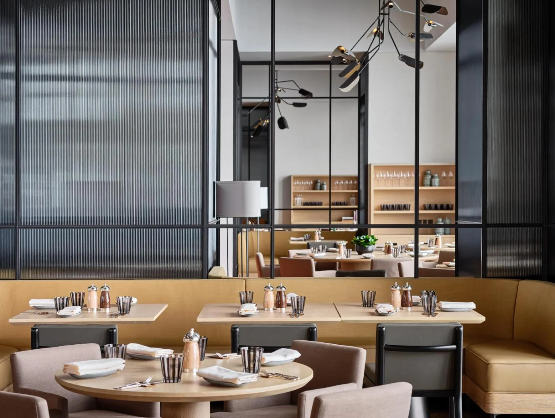 Restaurant/places to eat in Rosewood Guangzhou