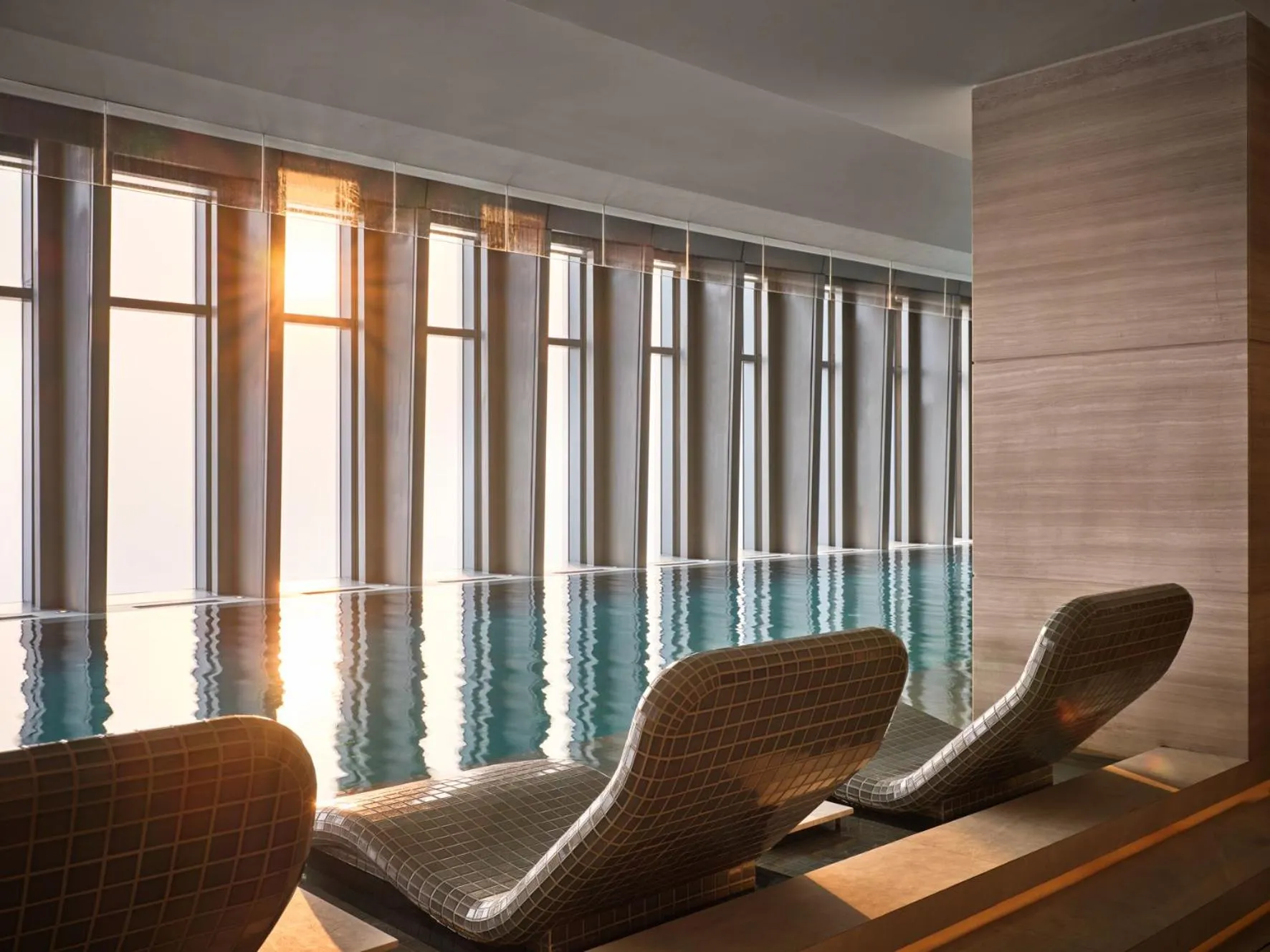 Swimming pool in Rosewood Guangzhou