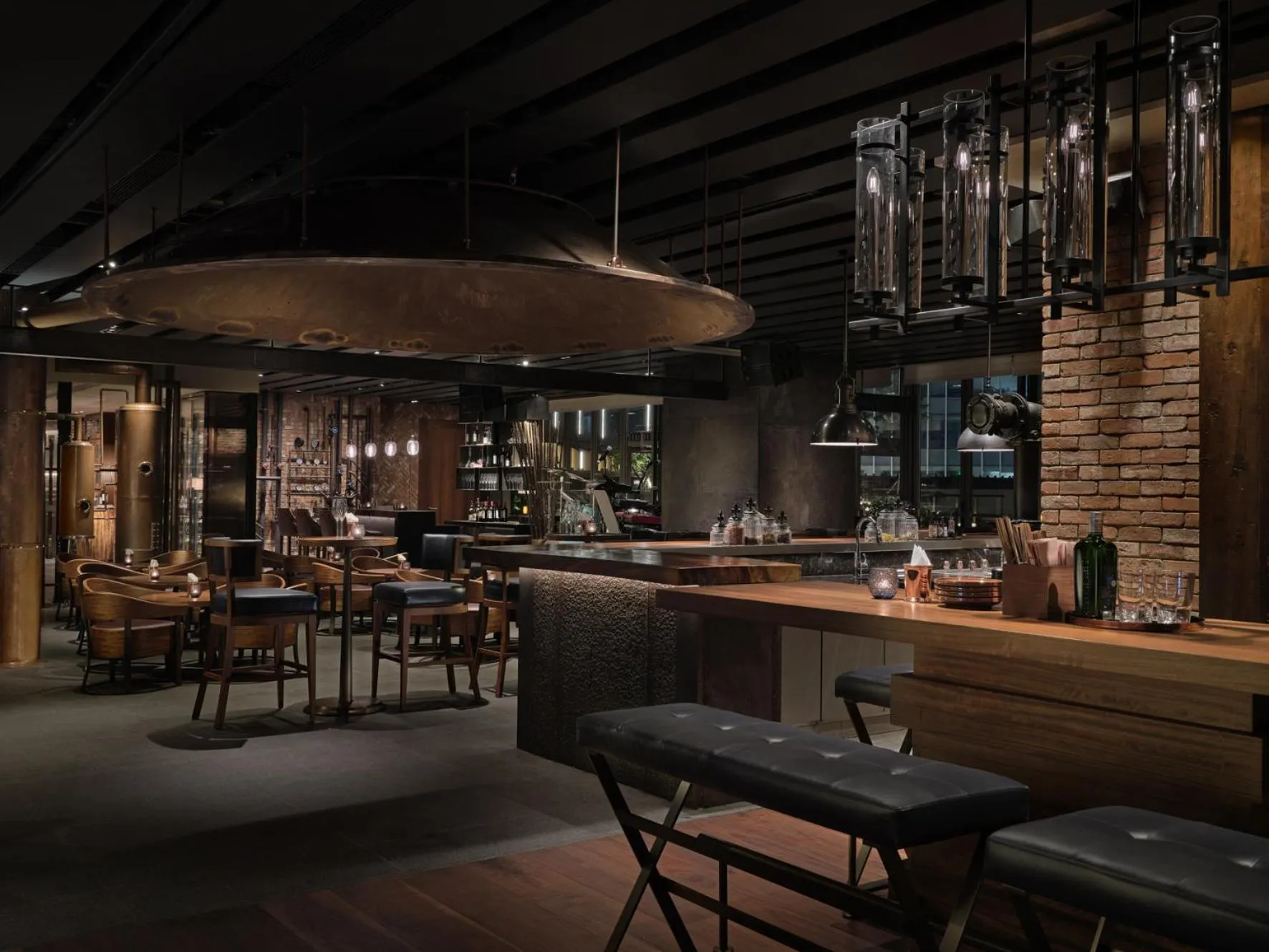 Restaurant/places to eat in Rosewood Guangzhou