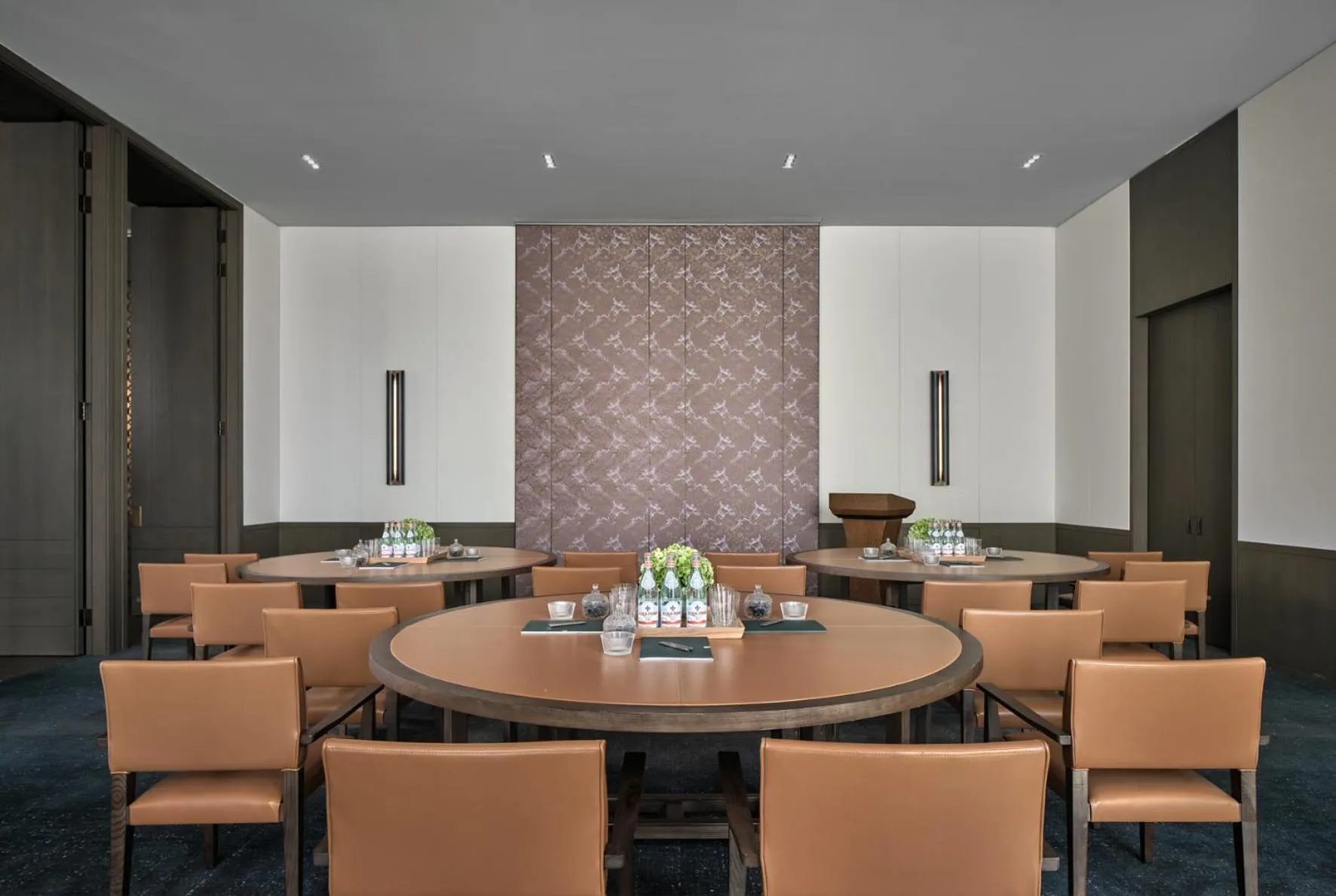 Meeting/conference room in Rosewood Guangzhou