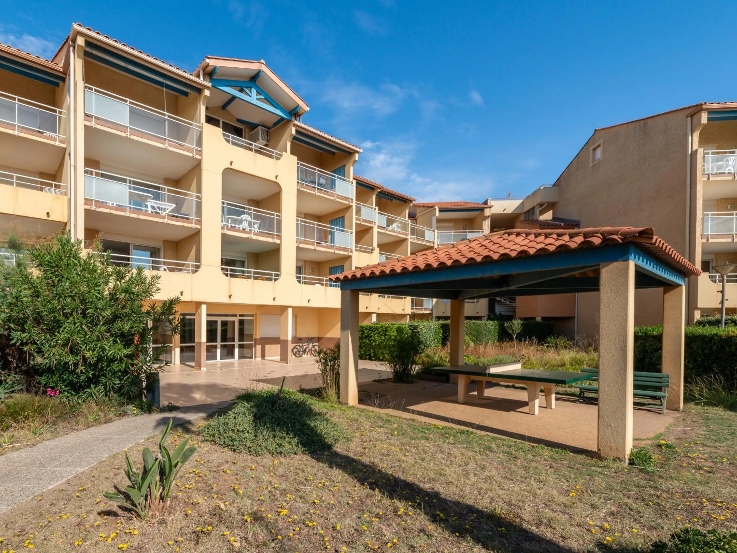 Table tennis in Vacancéole - Résidence Alizéa Beach