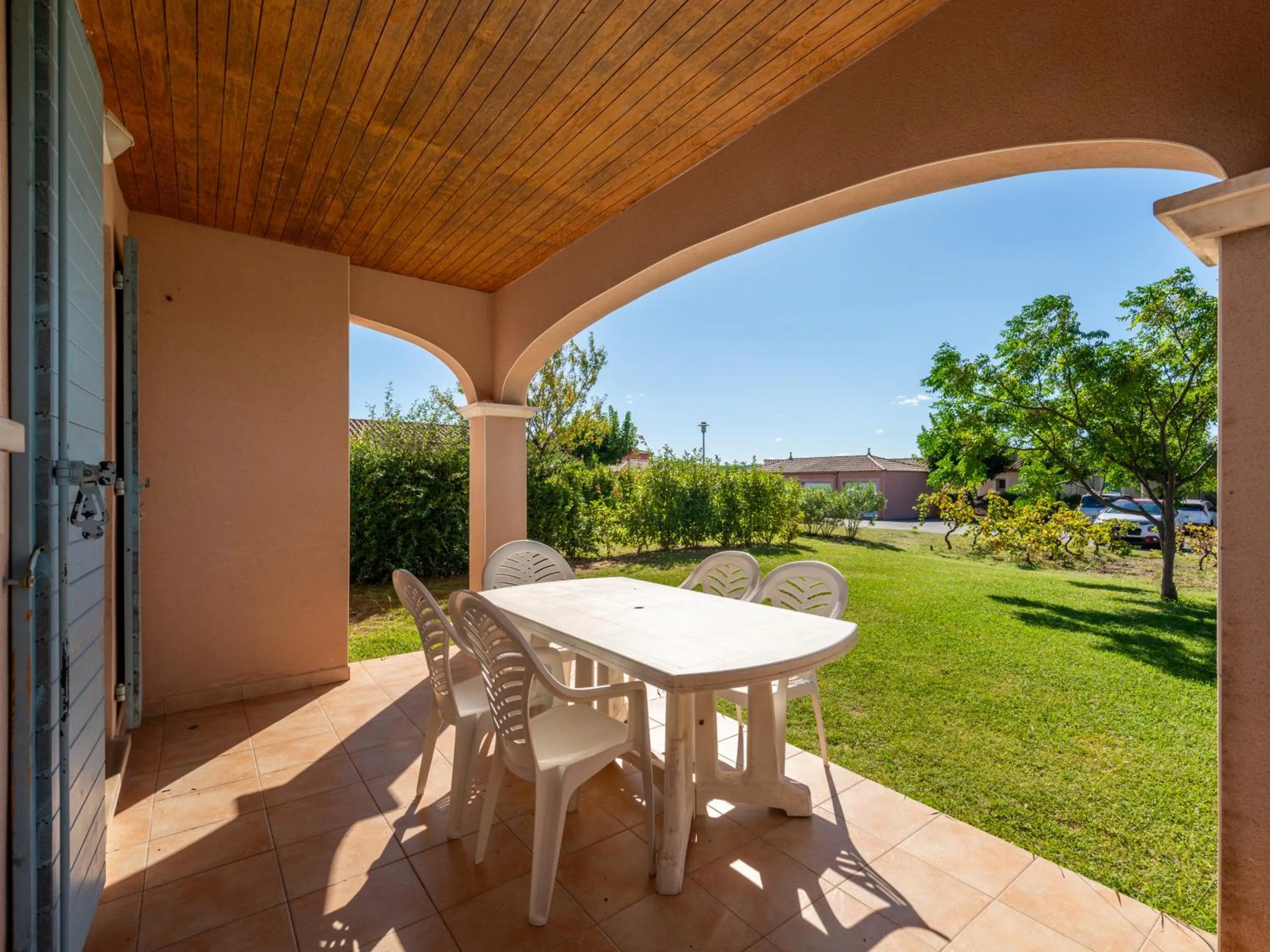 Patio in Vacancéole - Port Minervois, Les Hauts du Lac