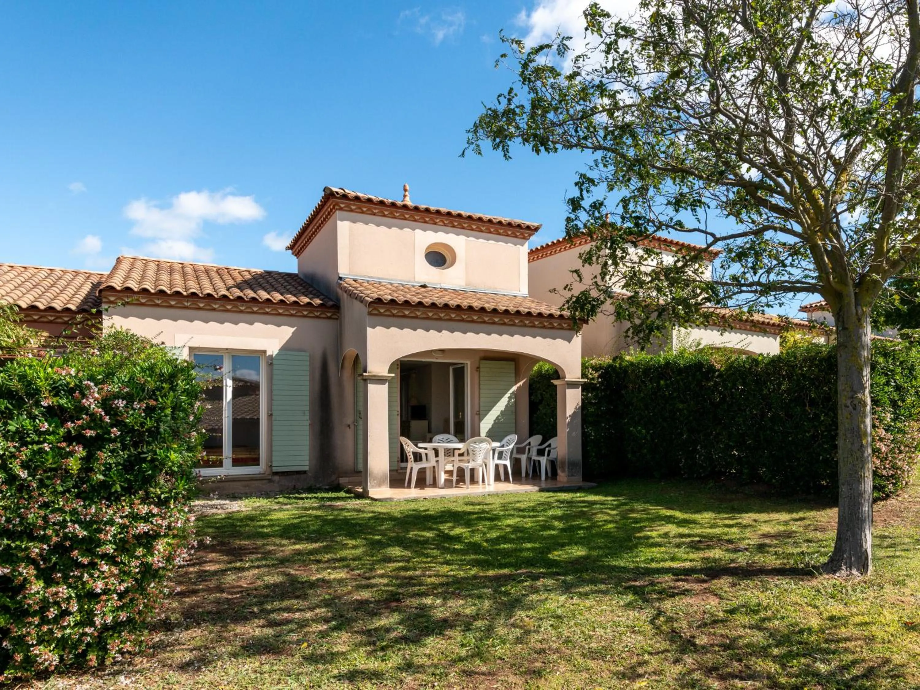 Patio in Vacancéole - Port Minervois, Les Hauts du Lac