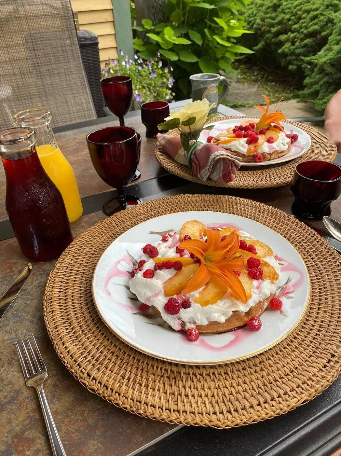 Patio in The Queen, A Victorian Bed & Breakfast