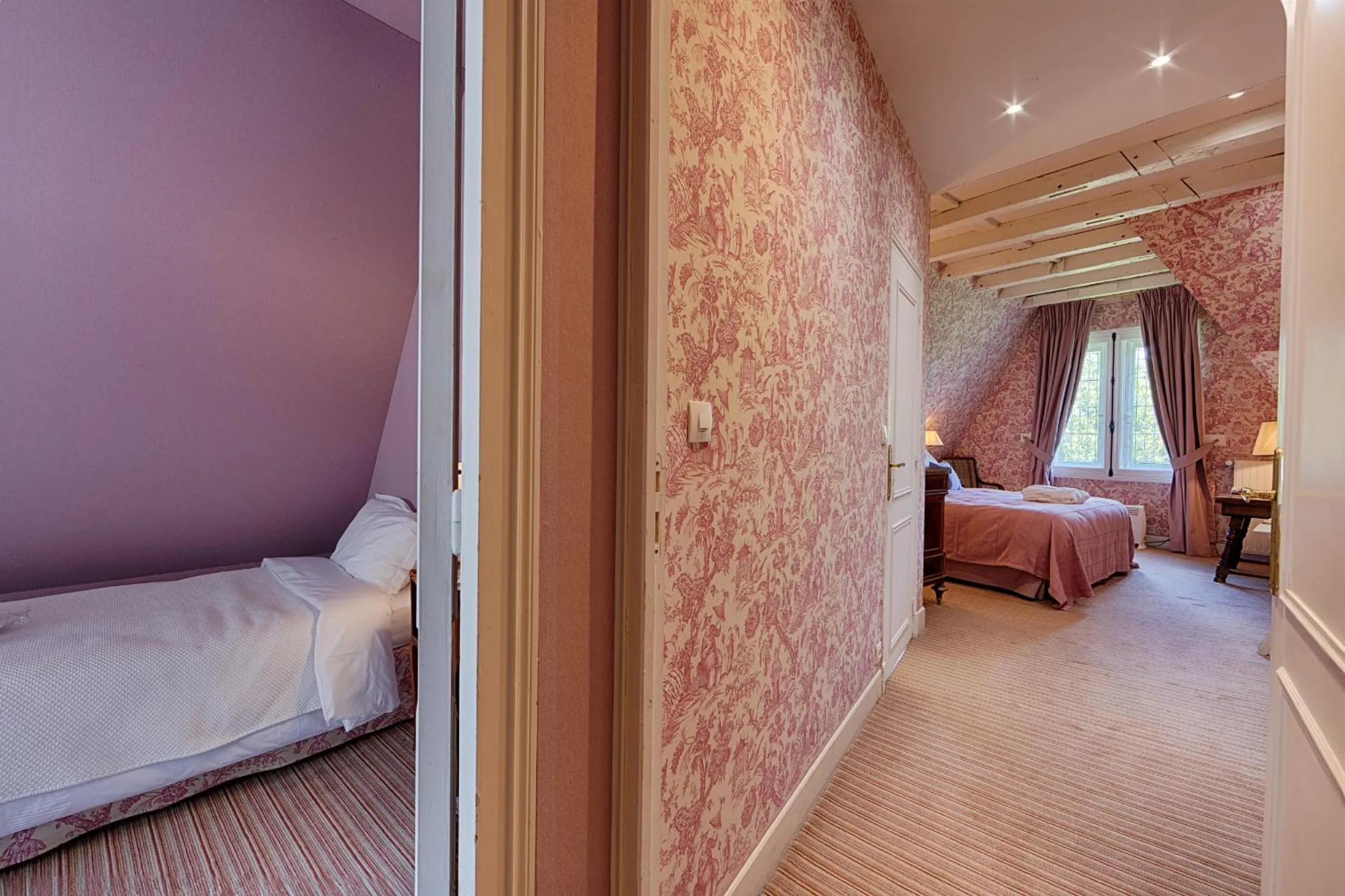 Photo of the whole room, Bed in Château De La Bourdaisière