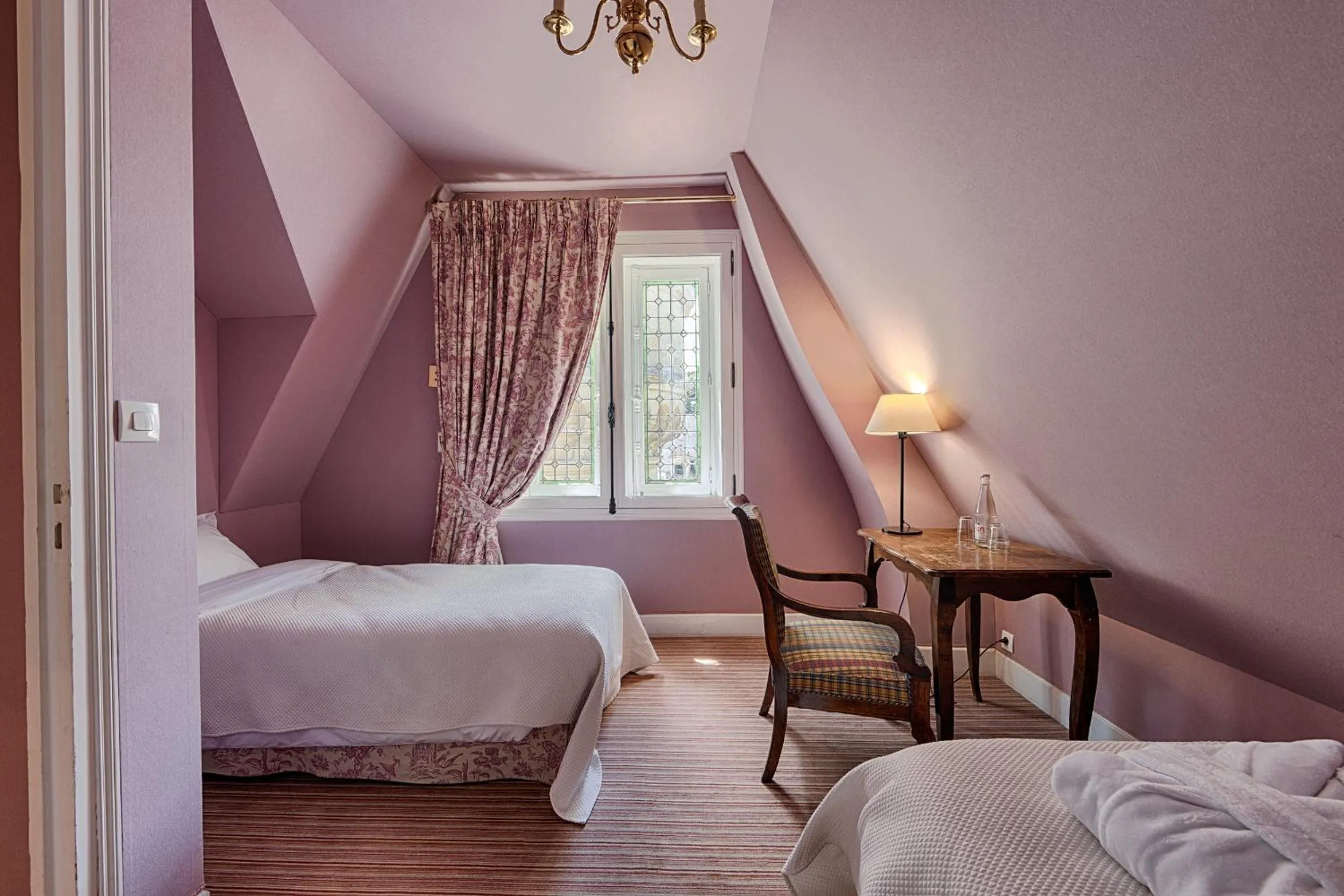 Photo of the whole room, Bed in Château De La Bourdaisière