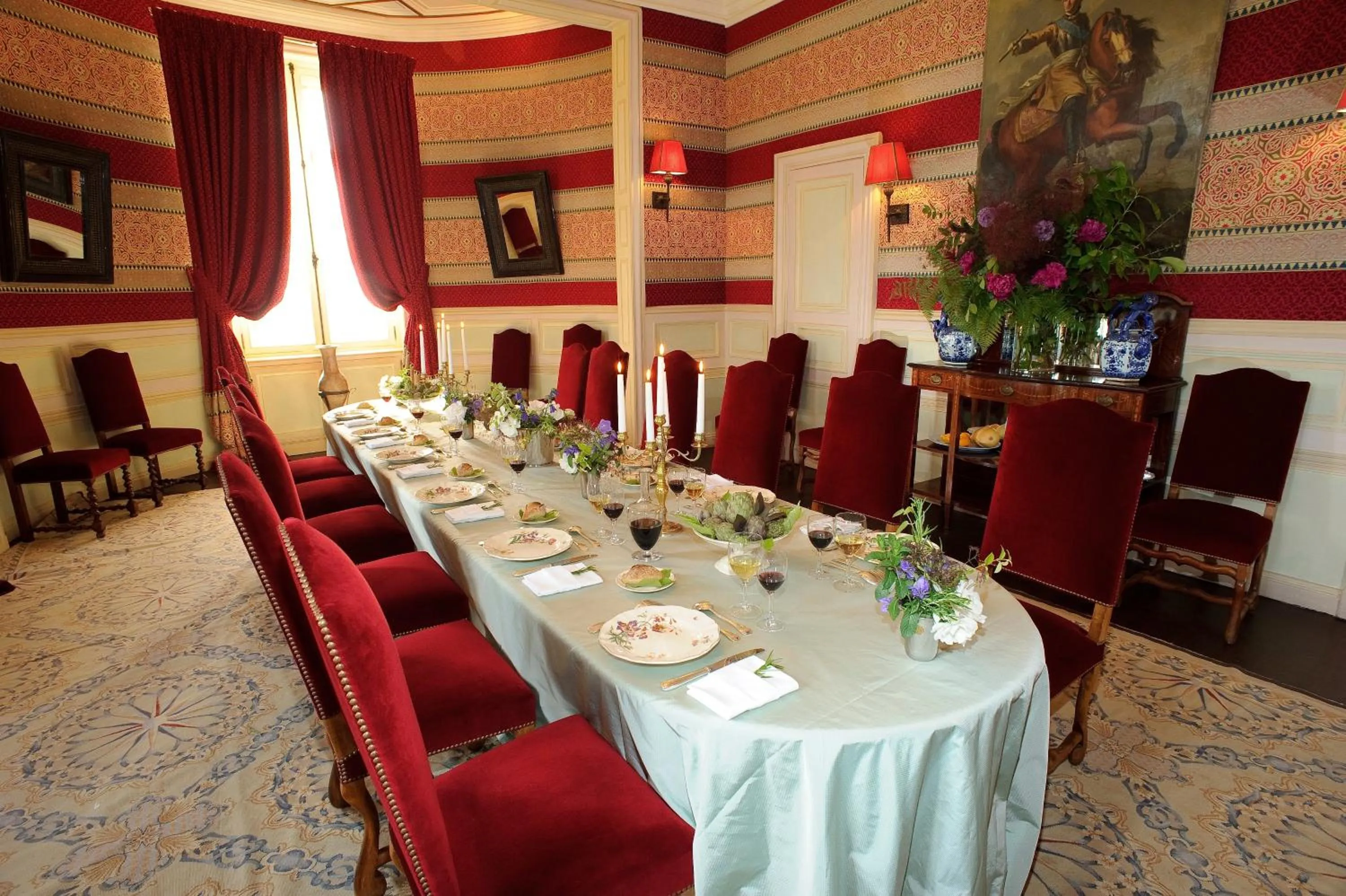 Restaurant/places to eat in Château De La Bourdaisière