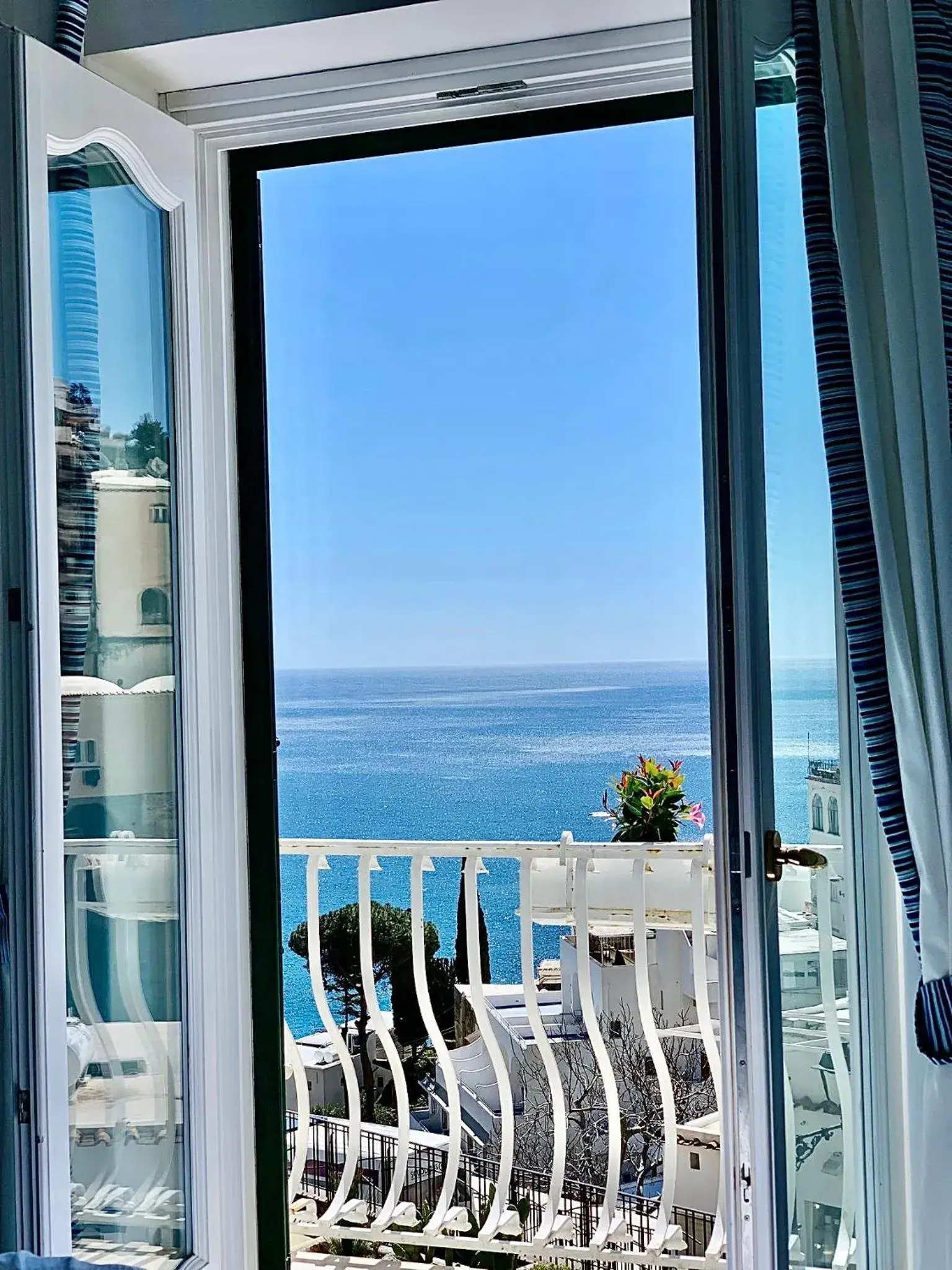 Double or Twin Room with Balcony in Hotel Villa Delle Palme in Positano Double or Twin Room with Balcony in Hotel Villa Delle Palme in Positano
