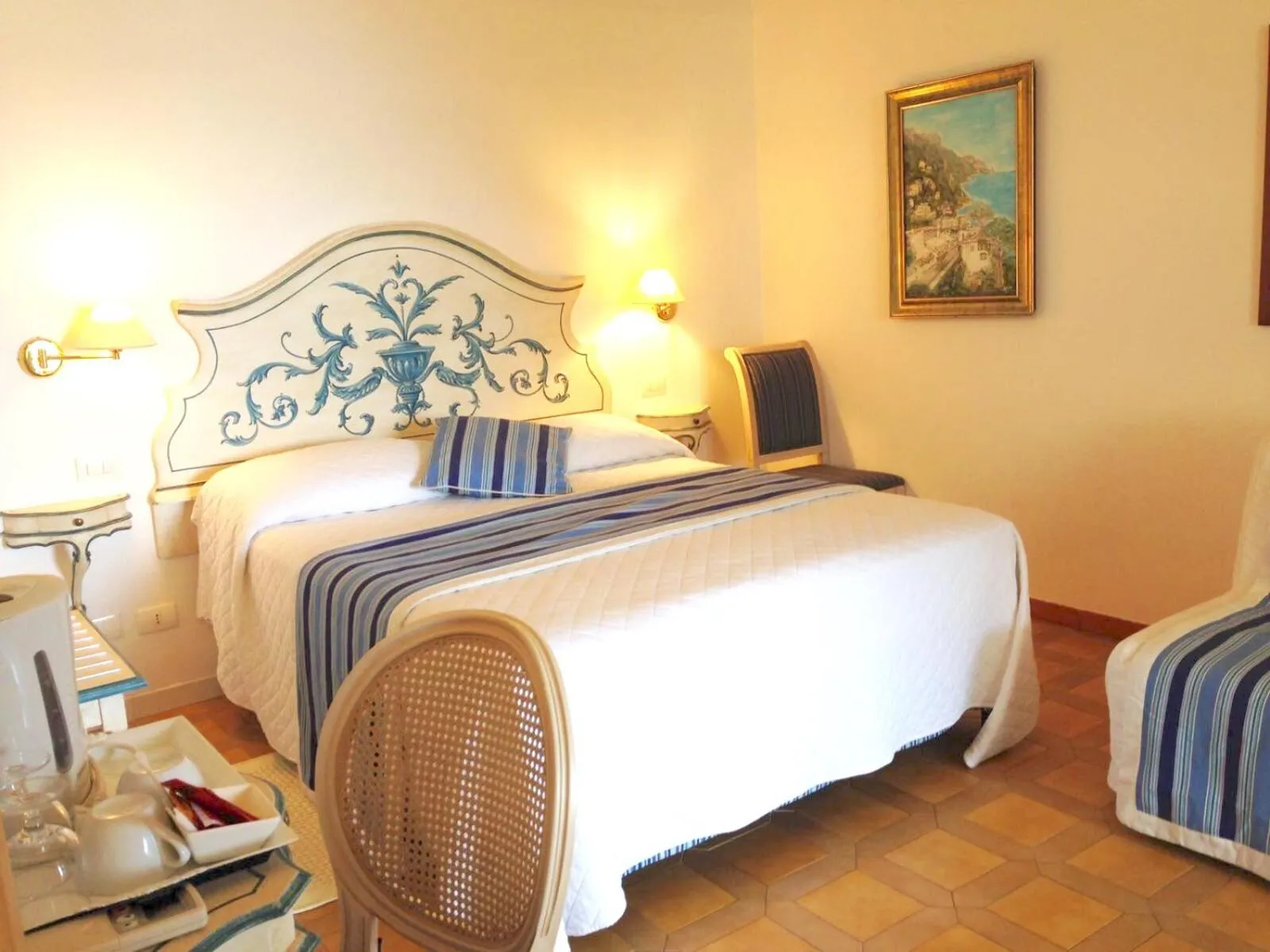 Photo of the whole room, Bed in Hotel Villa Delle Palme in Positano