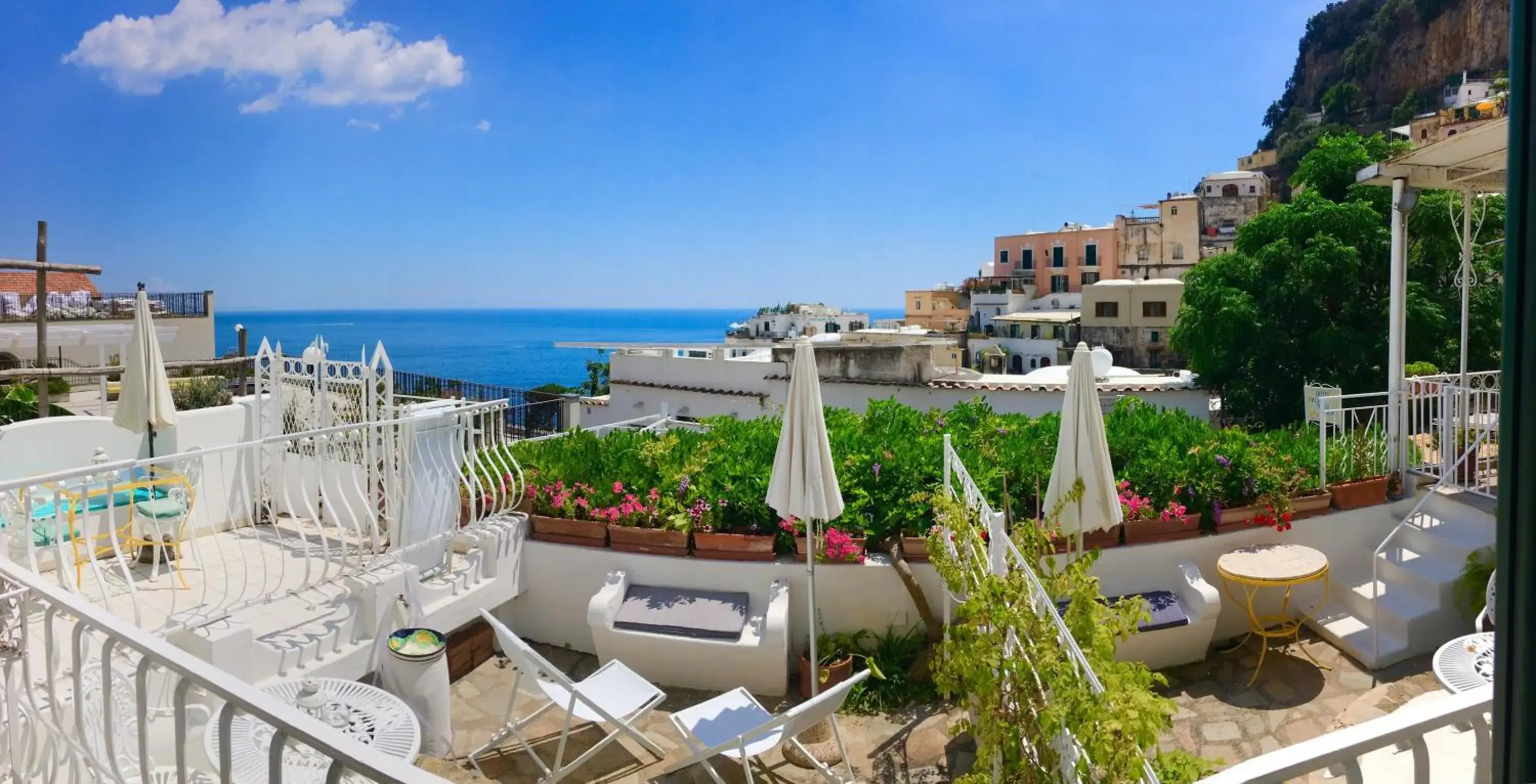 Standard Double Room in Hotel Villa Delle Palme in Positano Standard Double Room in Hotel Villa Delle Palme in Positano