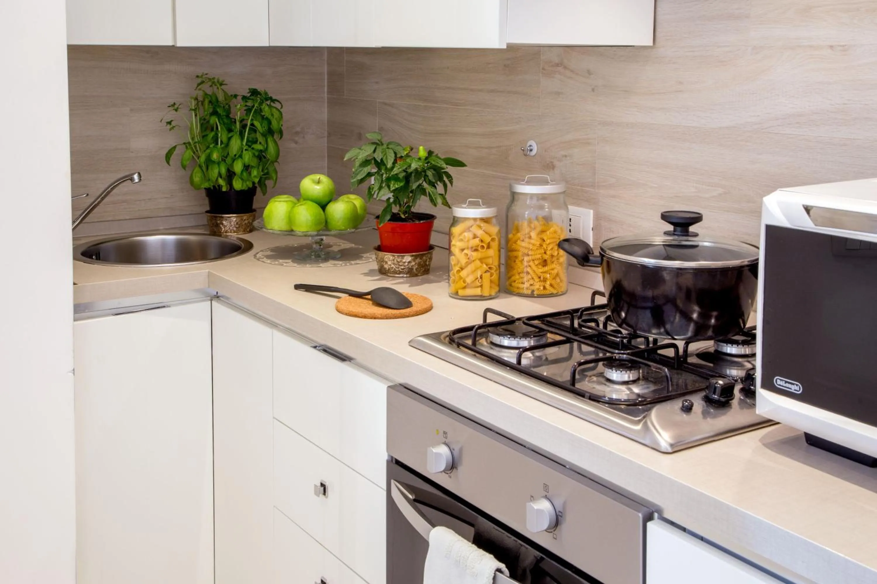 Kitchen or kitchenette in Vatican Studio Apartment