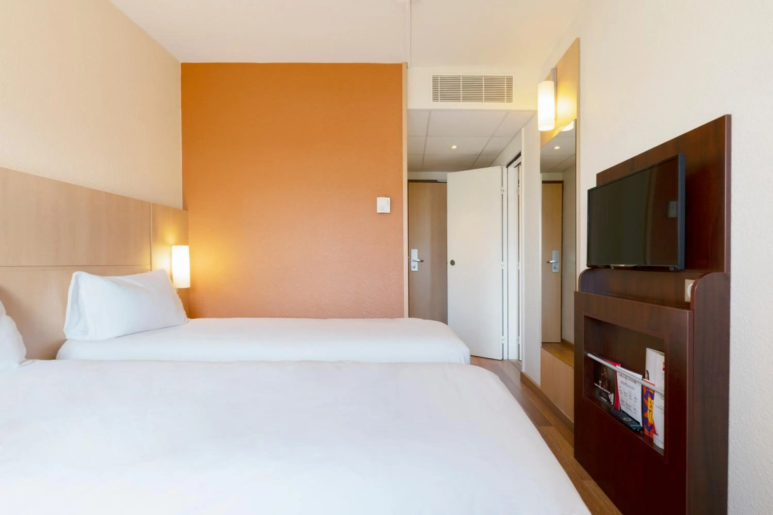 Bed in ibis Nancy Centre Gare et Congres