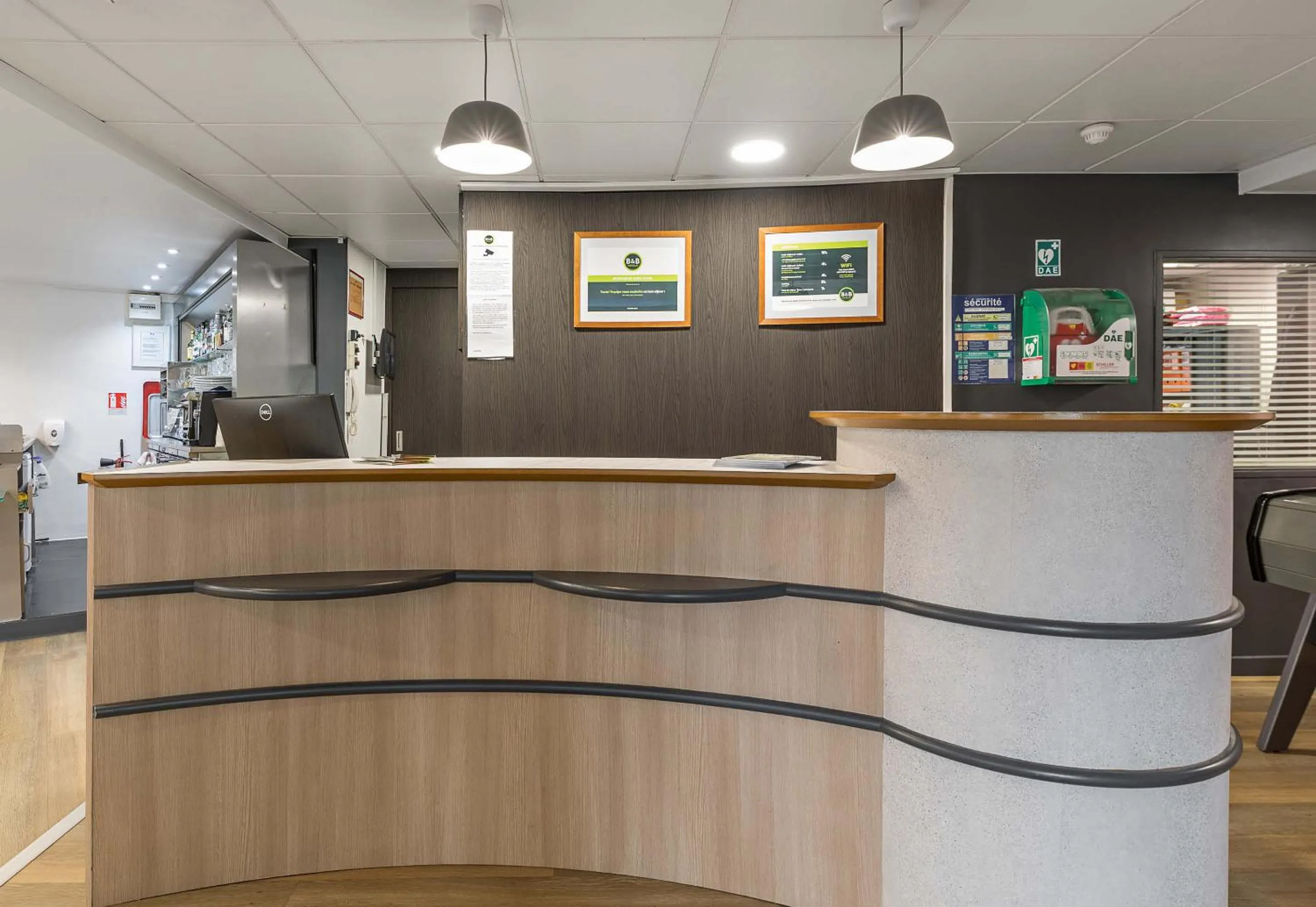 Lobby or reception in B&B HOTEL Rouen Centre Rive Gauche