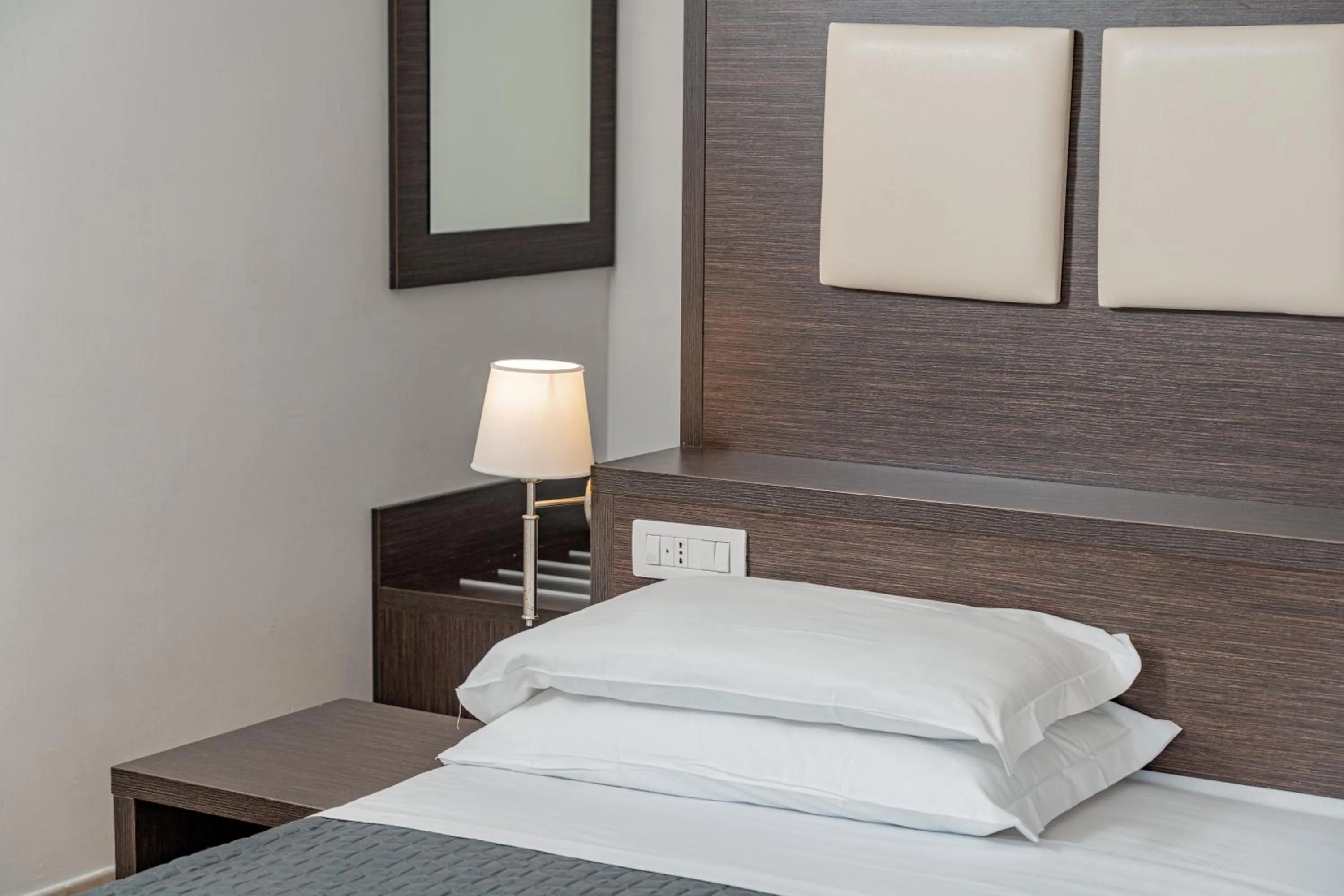 Bedroom, Bed in Club Esse Sunbeach