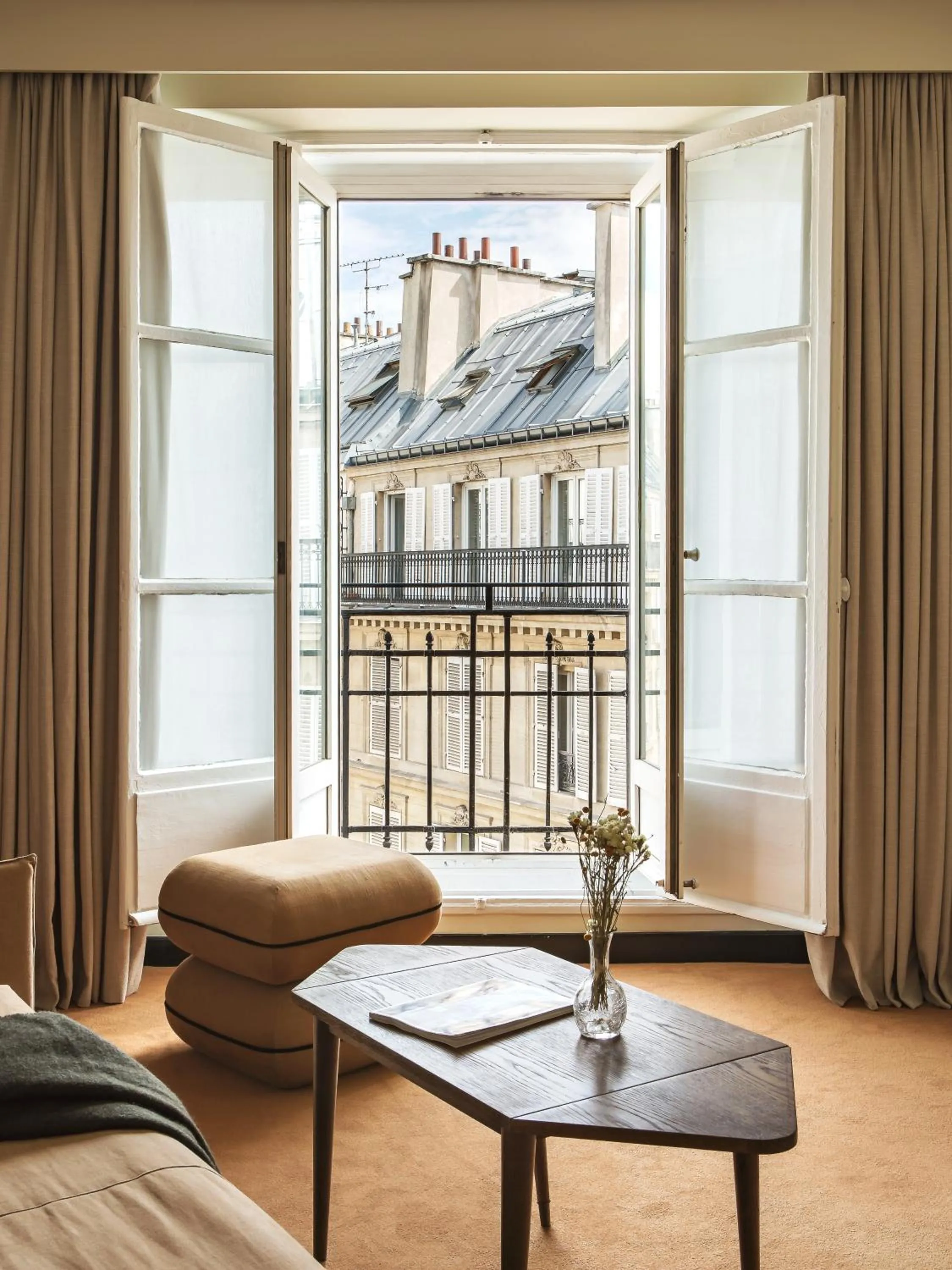 Bedroom in Hotel Rochechouart, a Member of Design Hotels - Orso Hotels