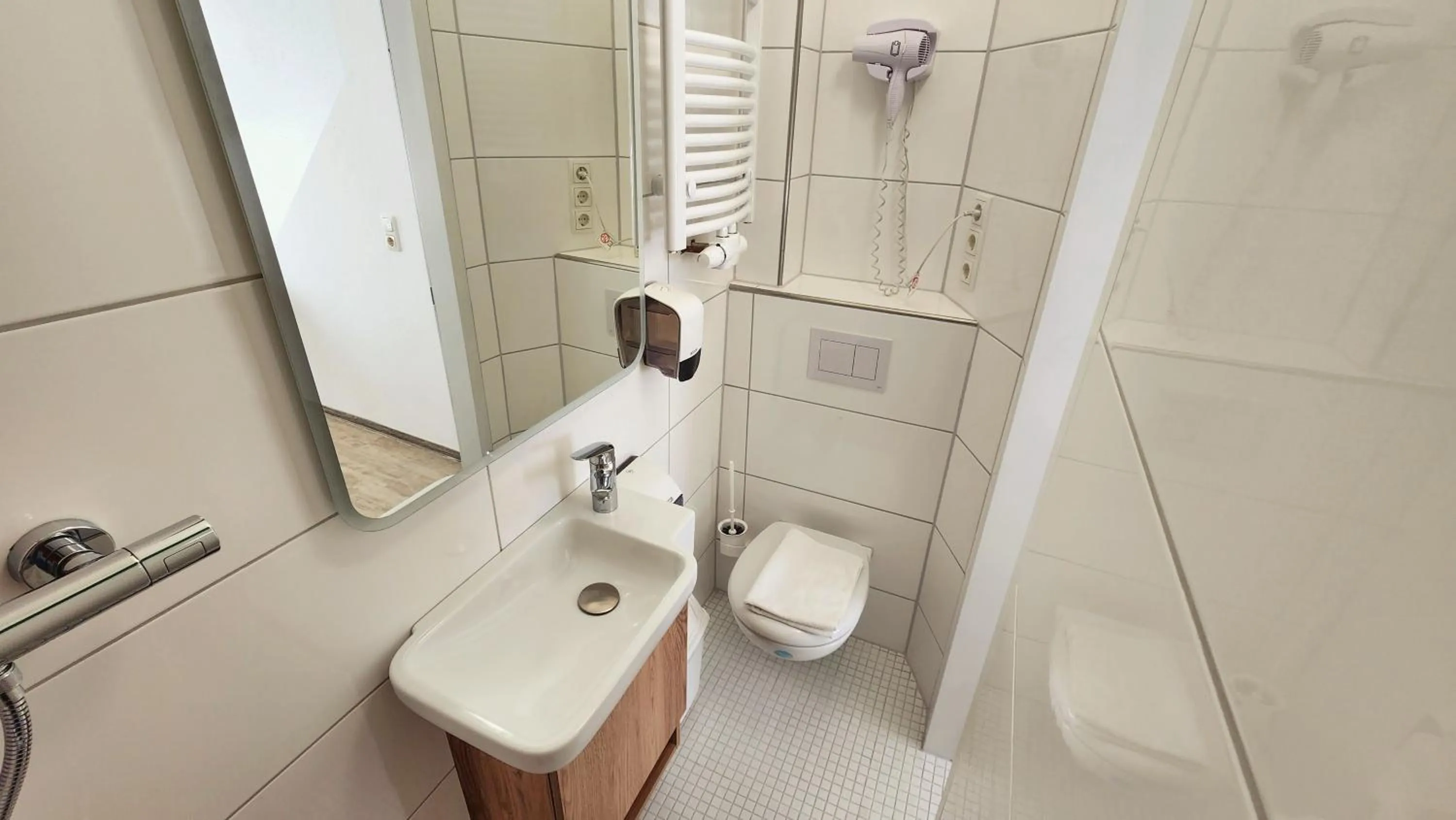 Bathroom in Aparthotel B & L