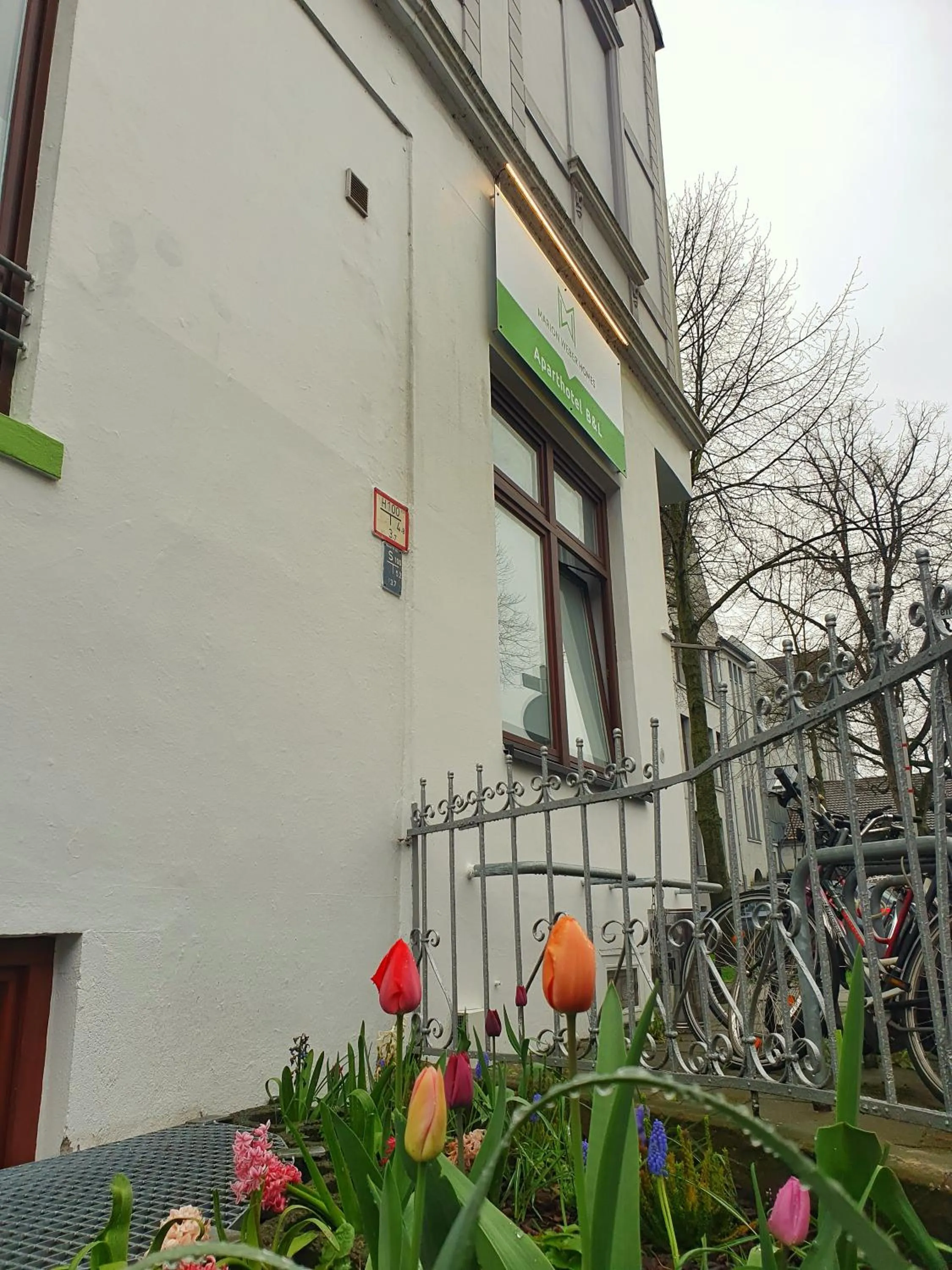 Property building in Aparthotel B & L