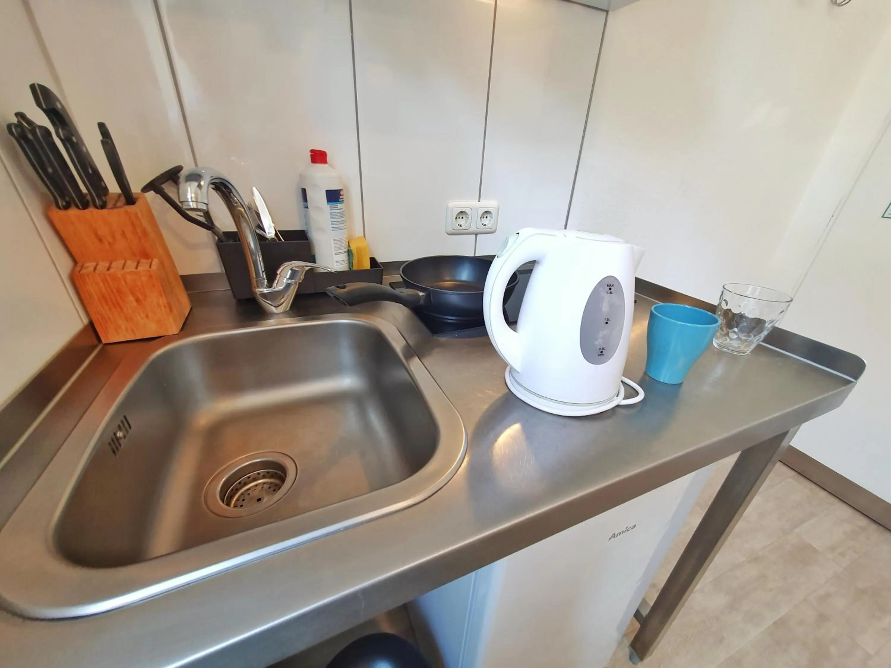 Kitchen or kitchenette in Aparthotel B & L