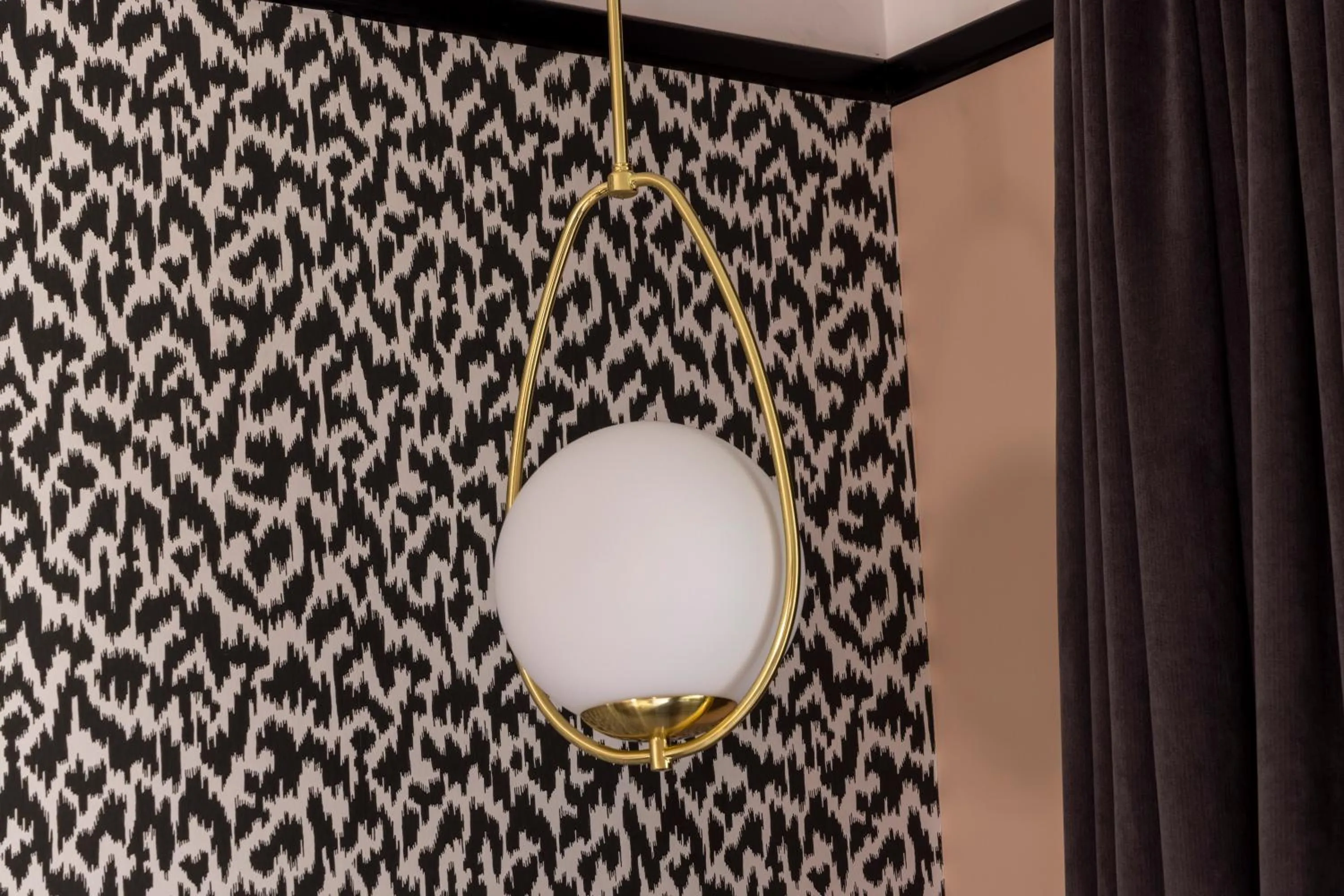 Decorative detail in Hôtel Palais De Chaillot