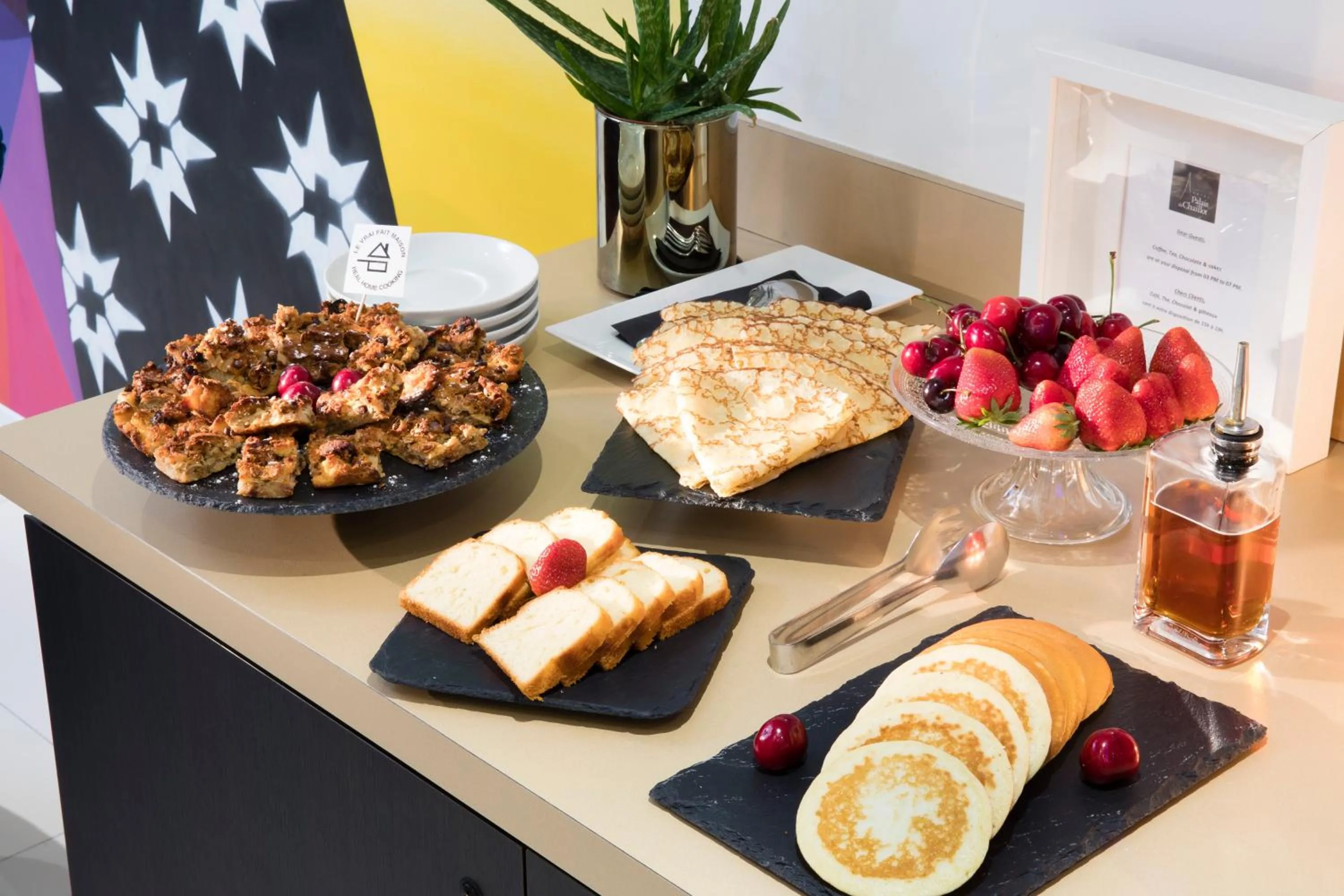 Breakfast in Hôtel Palais De Chaillot