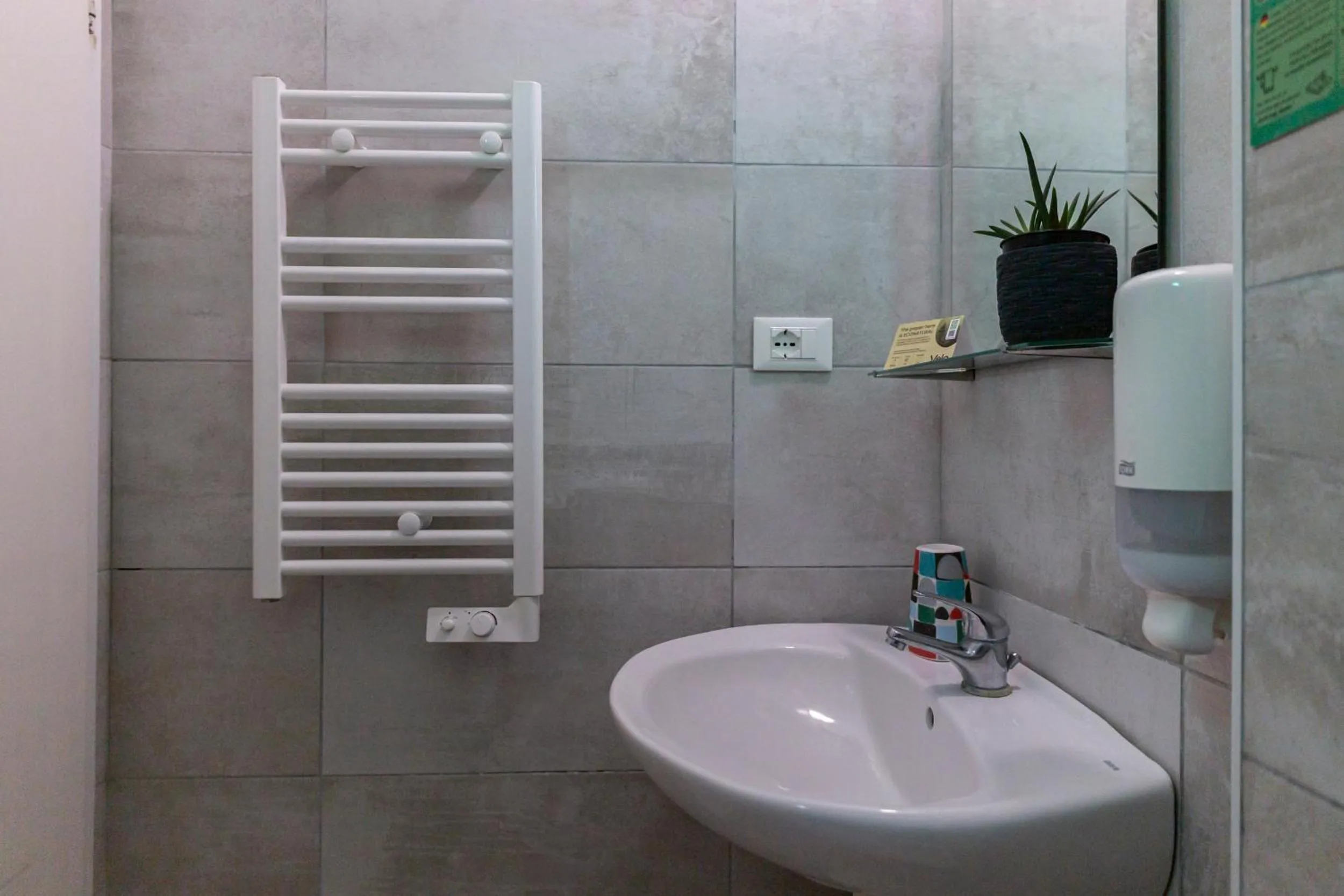 Shower in Hotel A Casa Nostra