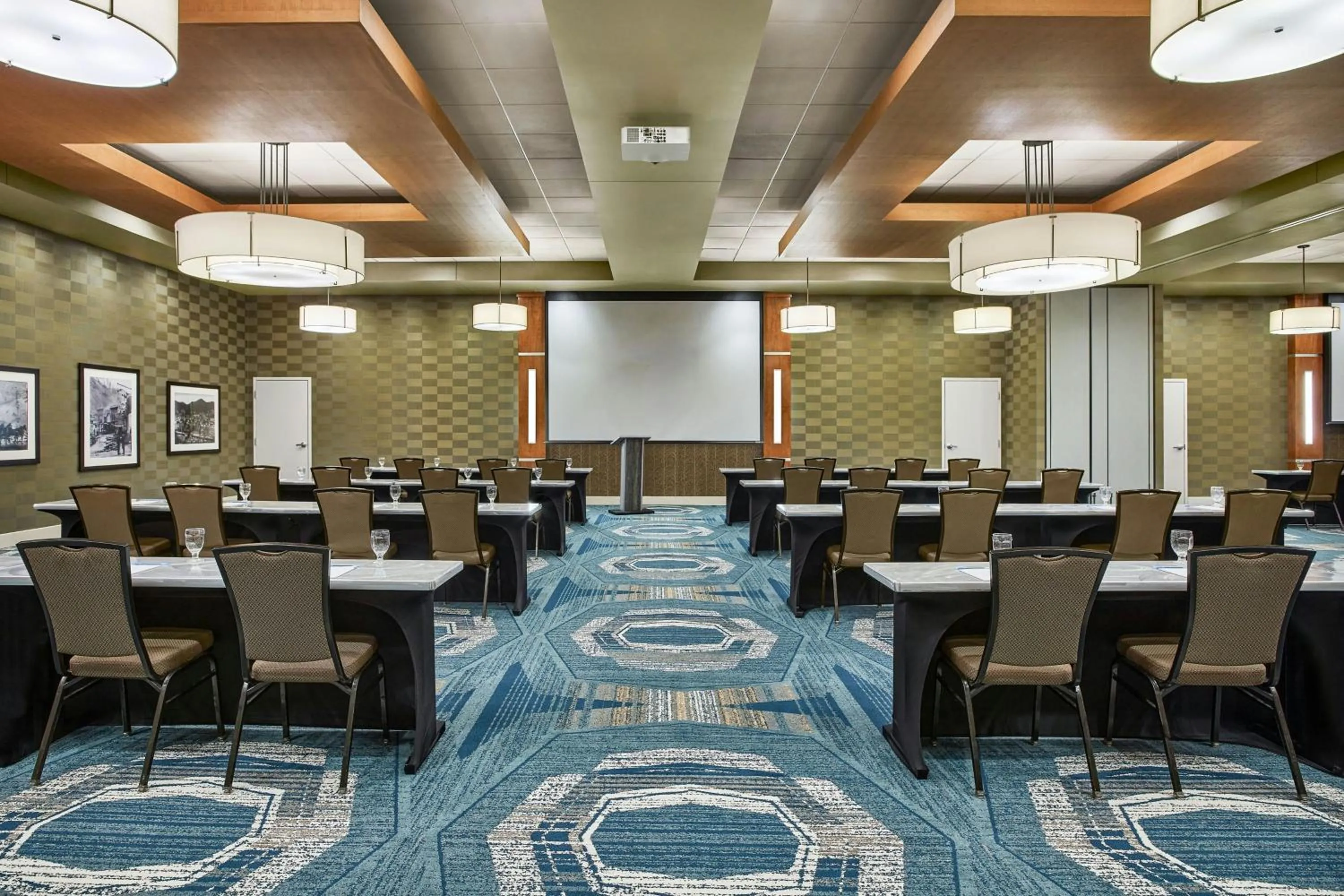 Meeting/conference room in SpringHill Suites by Marriott Deadwood