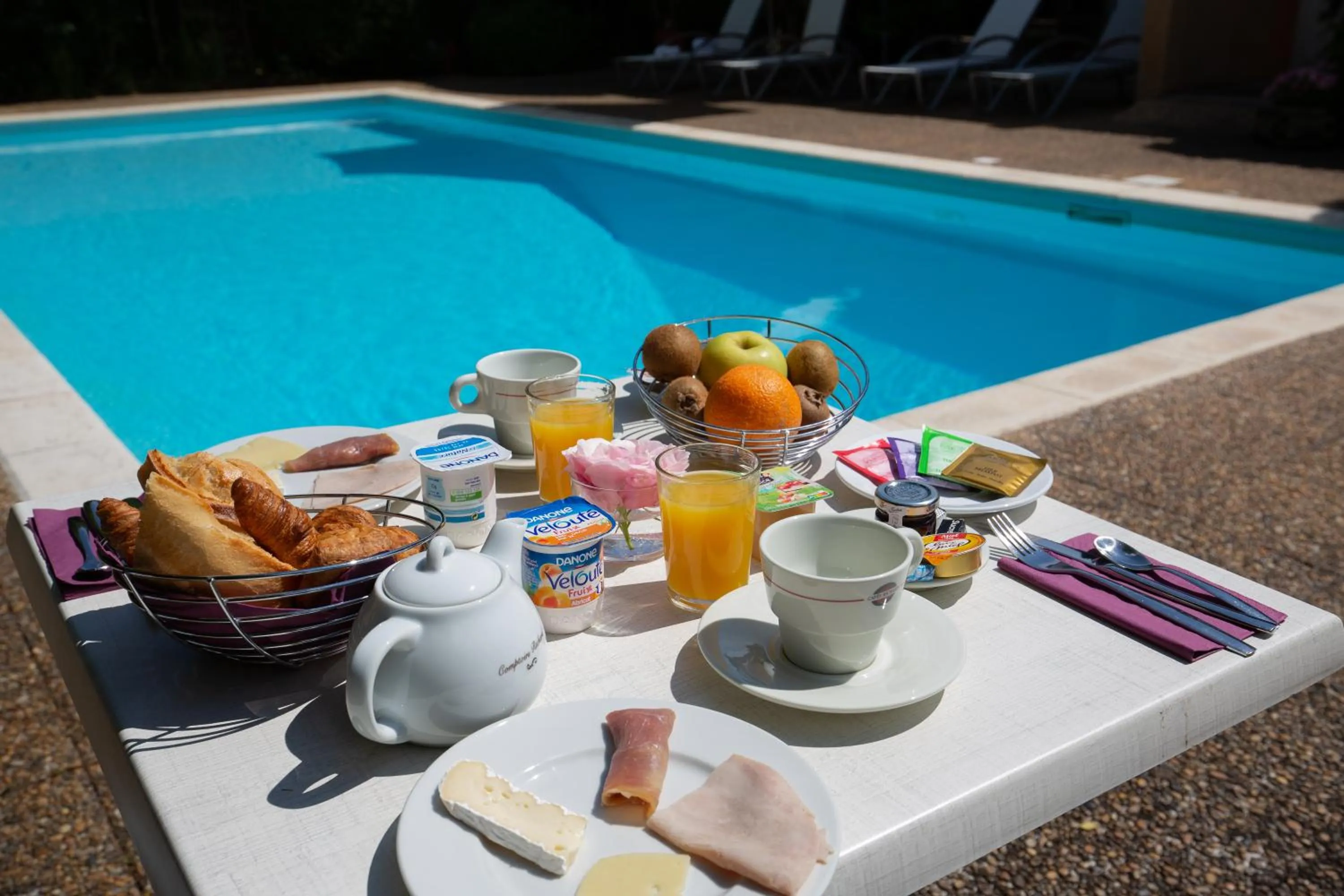 Breakfast in The Originals City, Hôtel de Bordeaux, Bergerac centre