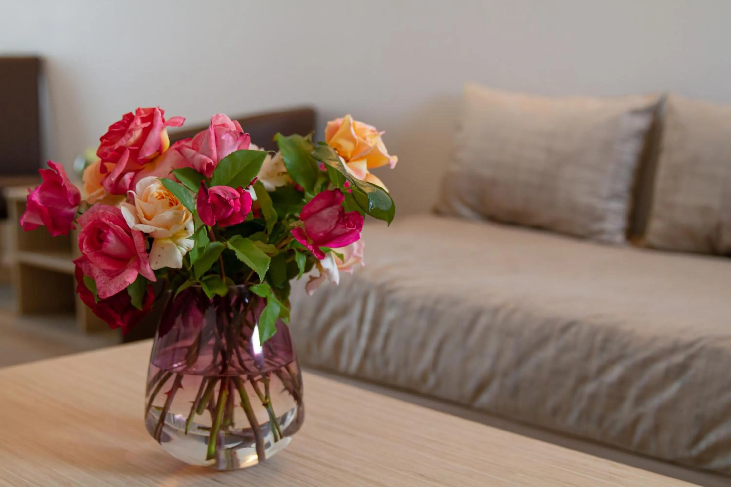 Bedroom, Bed in The Originals City, Hôtel de Bordeaux, Bergerac centre