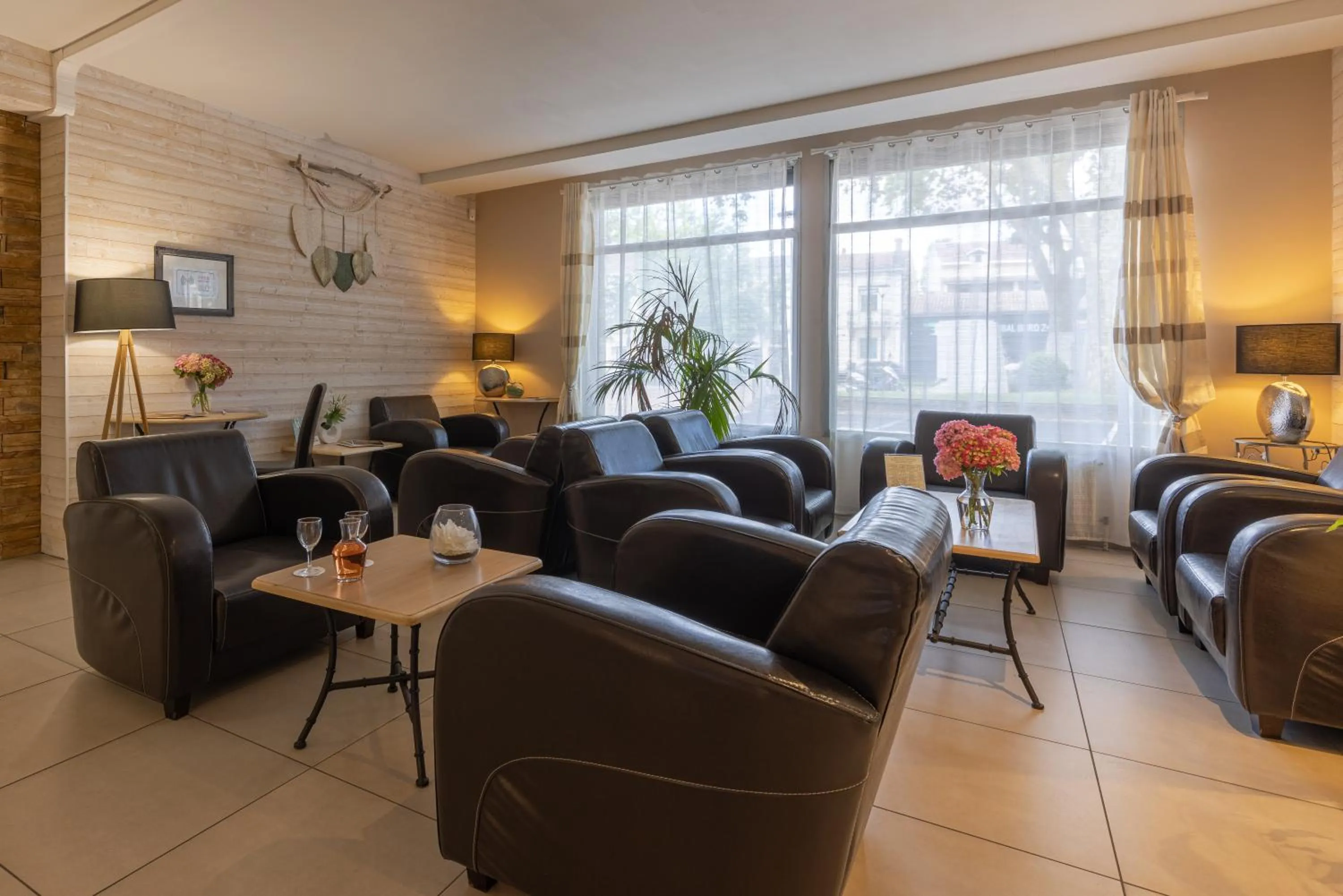 Property building in The Originals City, Hôtel de Bordeaux, Bergerac centre