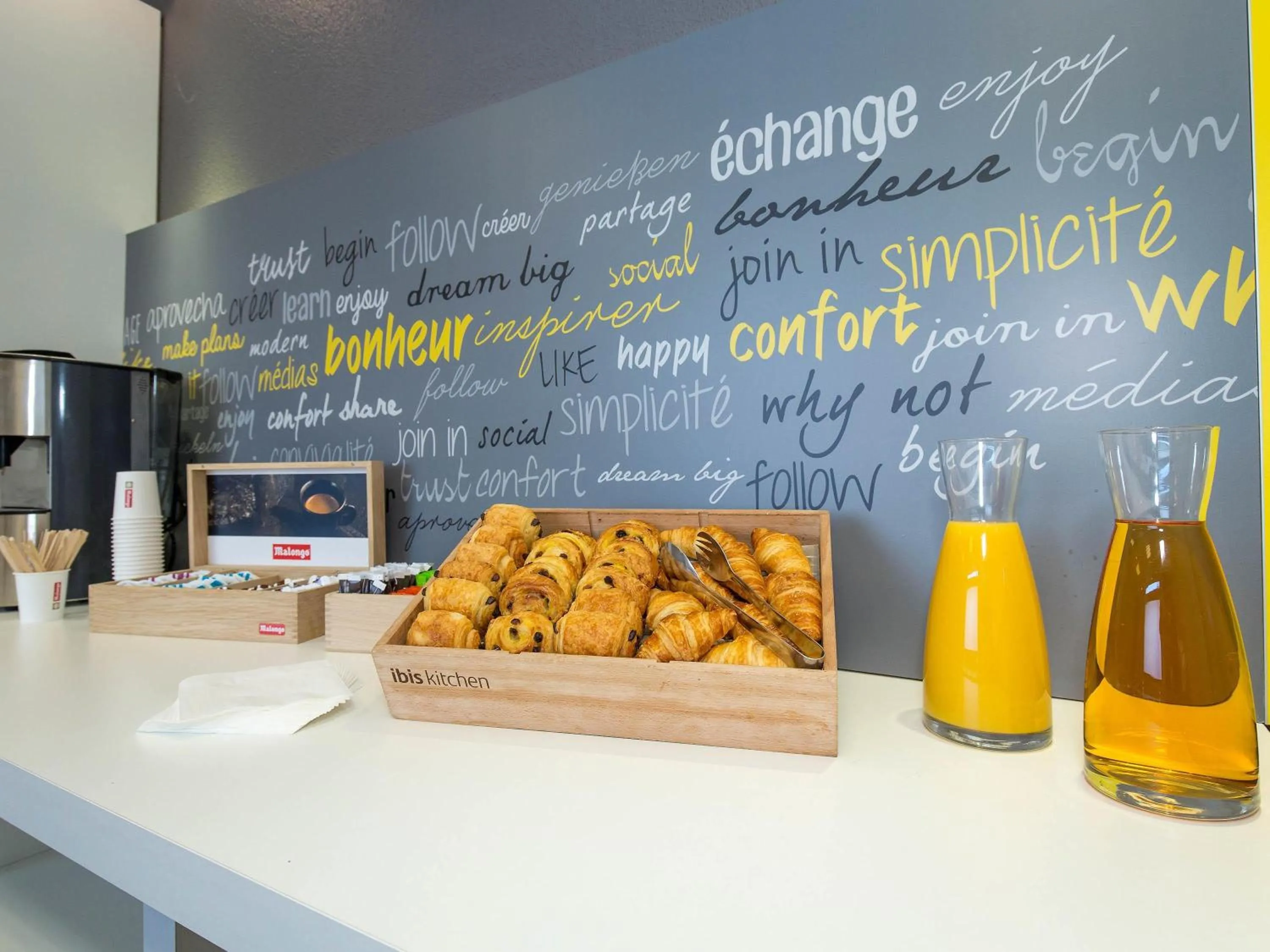 Meeting/conference room in ibis Marseille Timone