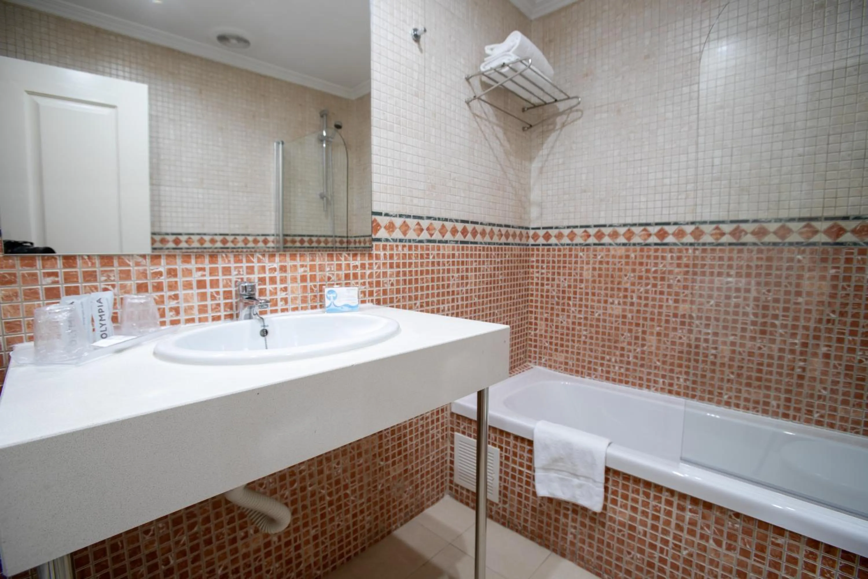 Bathroom in Olympia Consul del Mar