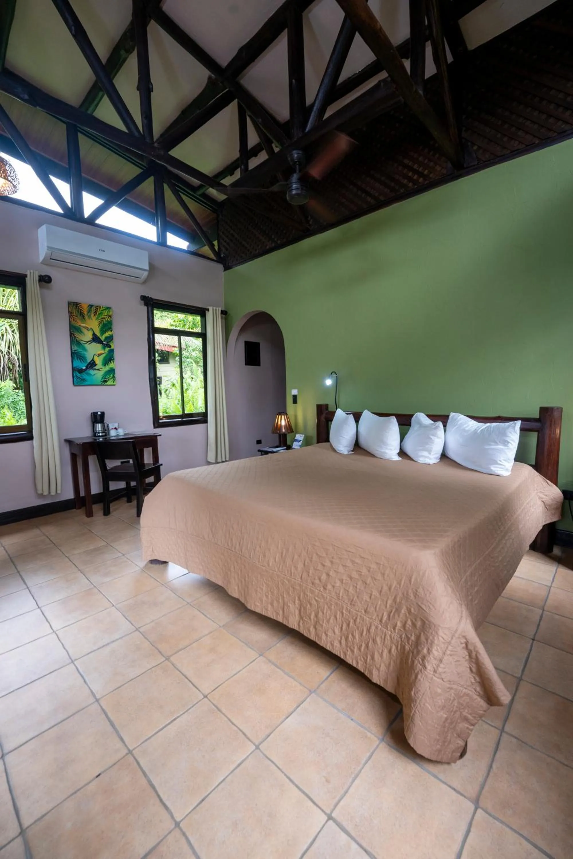 Bed in Maquenque Lodge