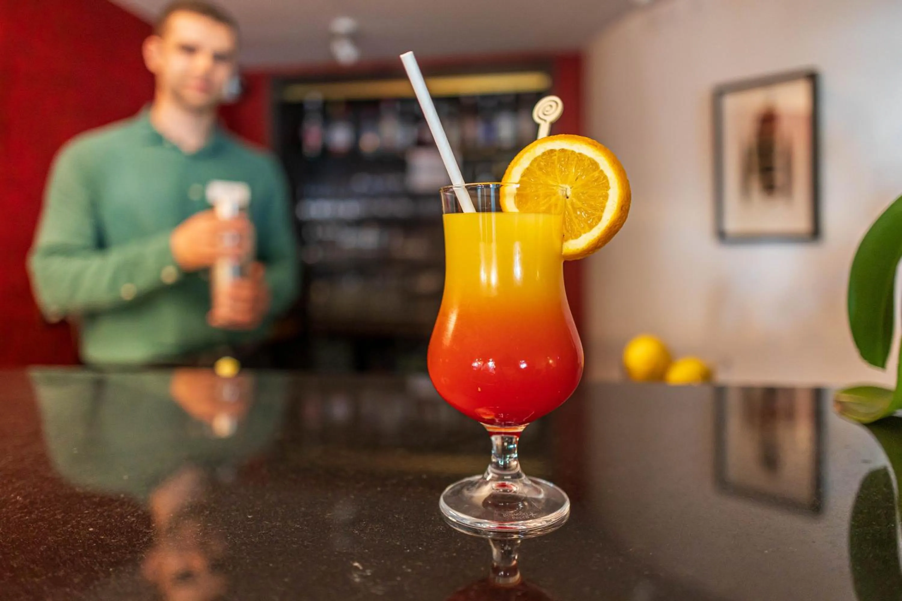 Lounge or bar in Hôtel Villa La Florangerie - SPA & Piscine