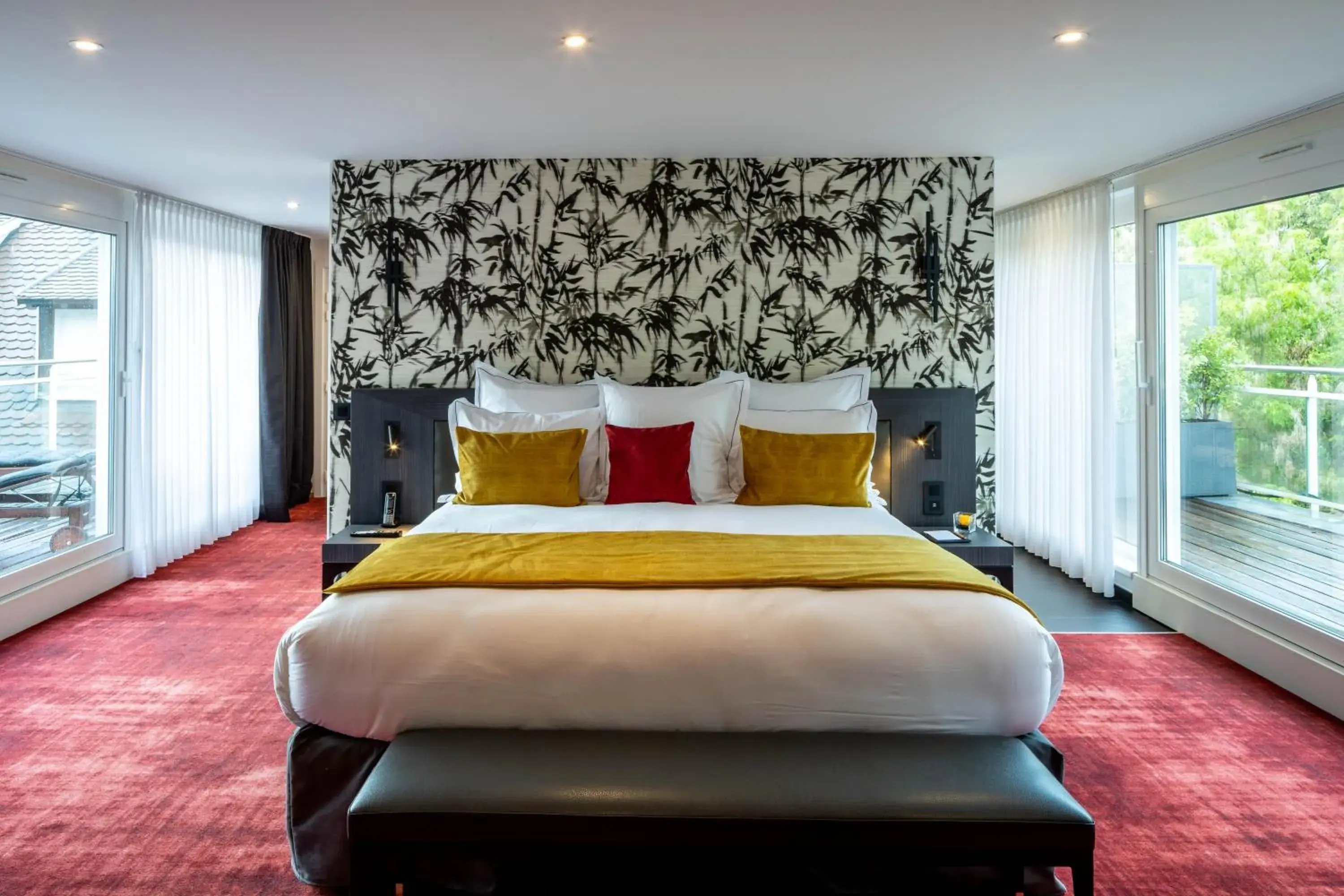 Suite with Spa Bath in Hôtel Garrigae Villa La Florangerie - SPA & Piscine Suite with Spa Bath in Hôtel Garrigae Villa La Florangerie - SPA & Piscine