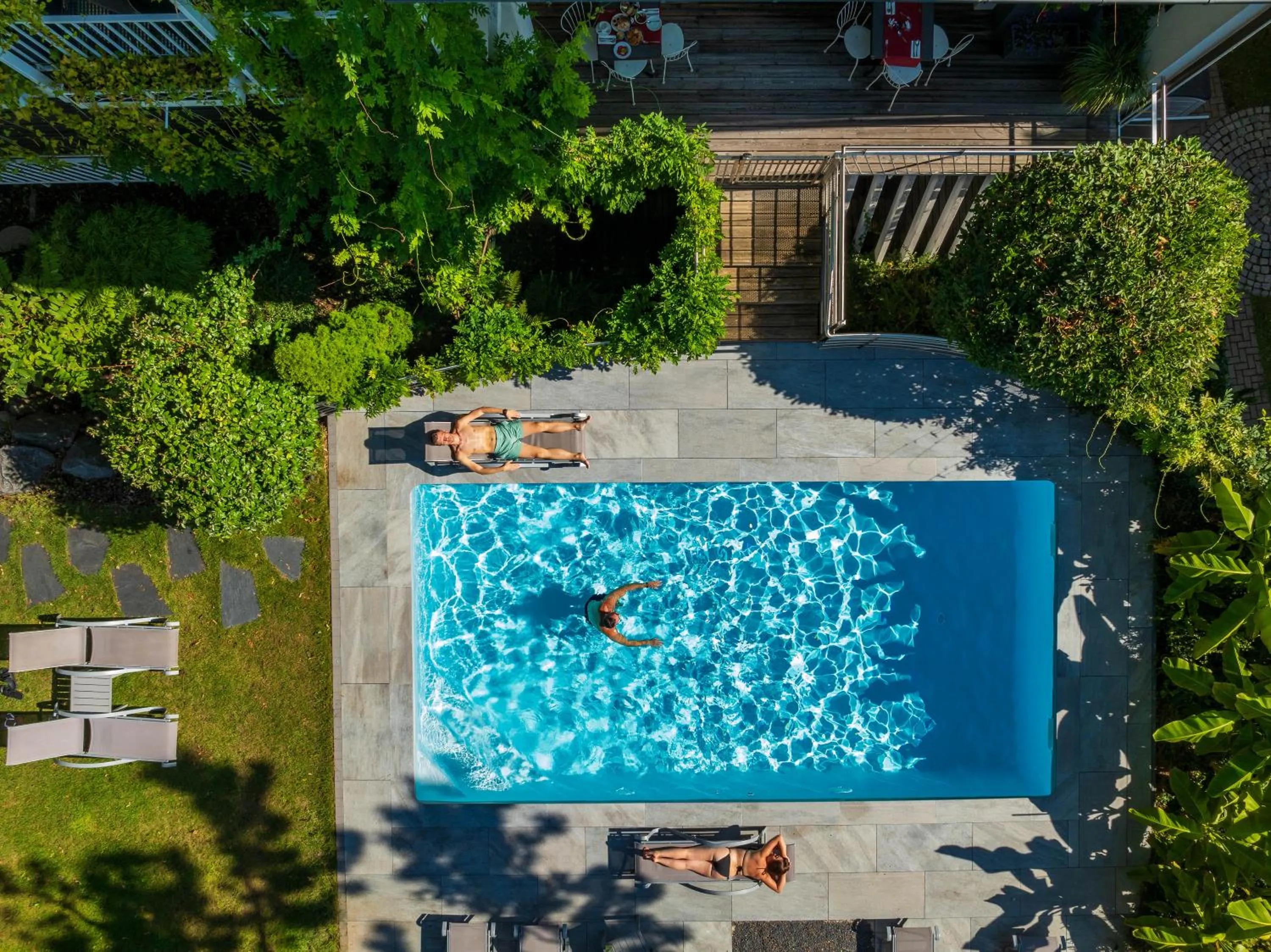Swimming pool in Hôtel Villa La Florangerie - SPA & Piscine