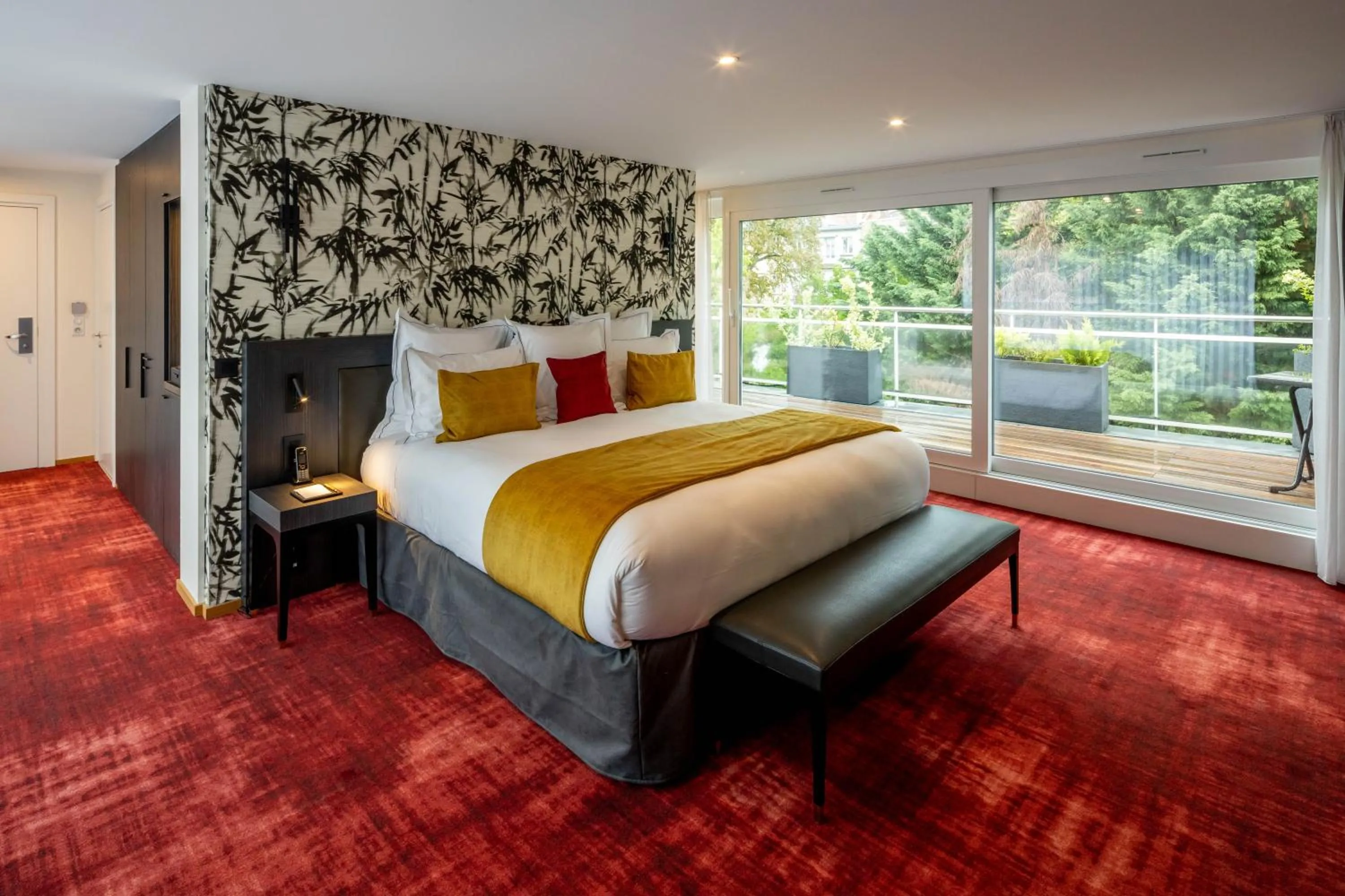 Garden view, Bed in Hôtel Villa La Florangerie - SPA & Piscine