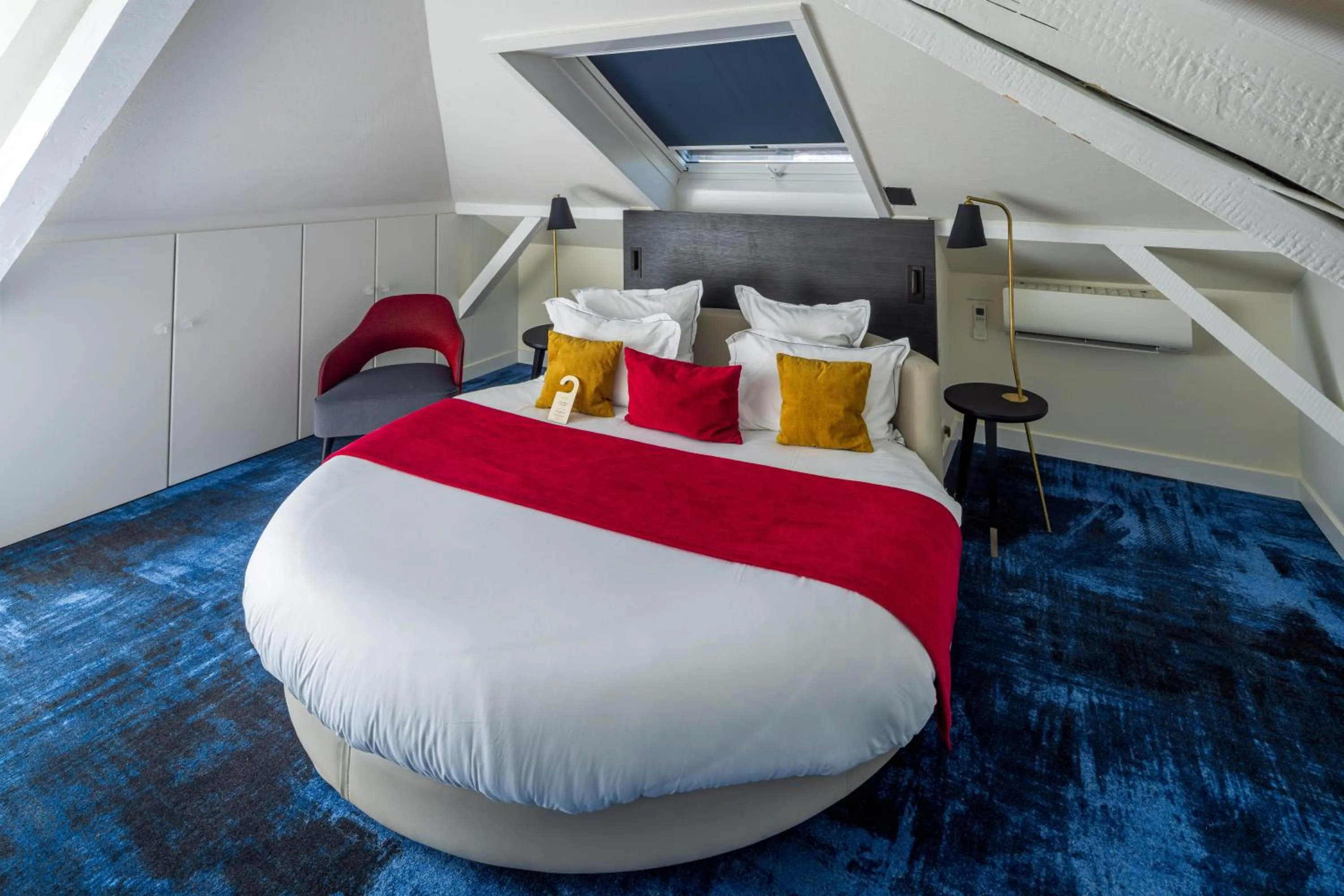 Bed in Hôtel Villa La Florangerie - SPA & Piscine