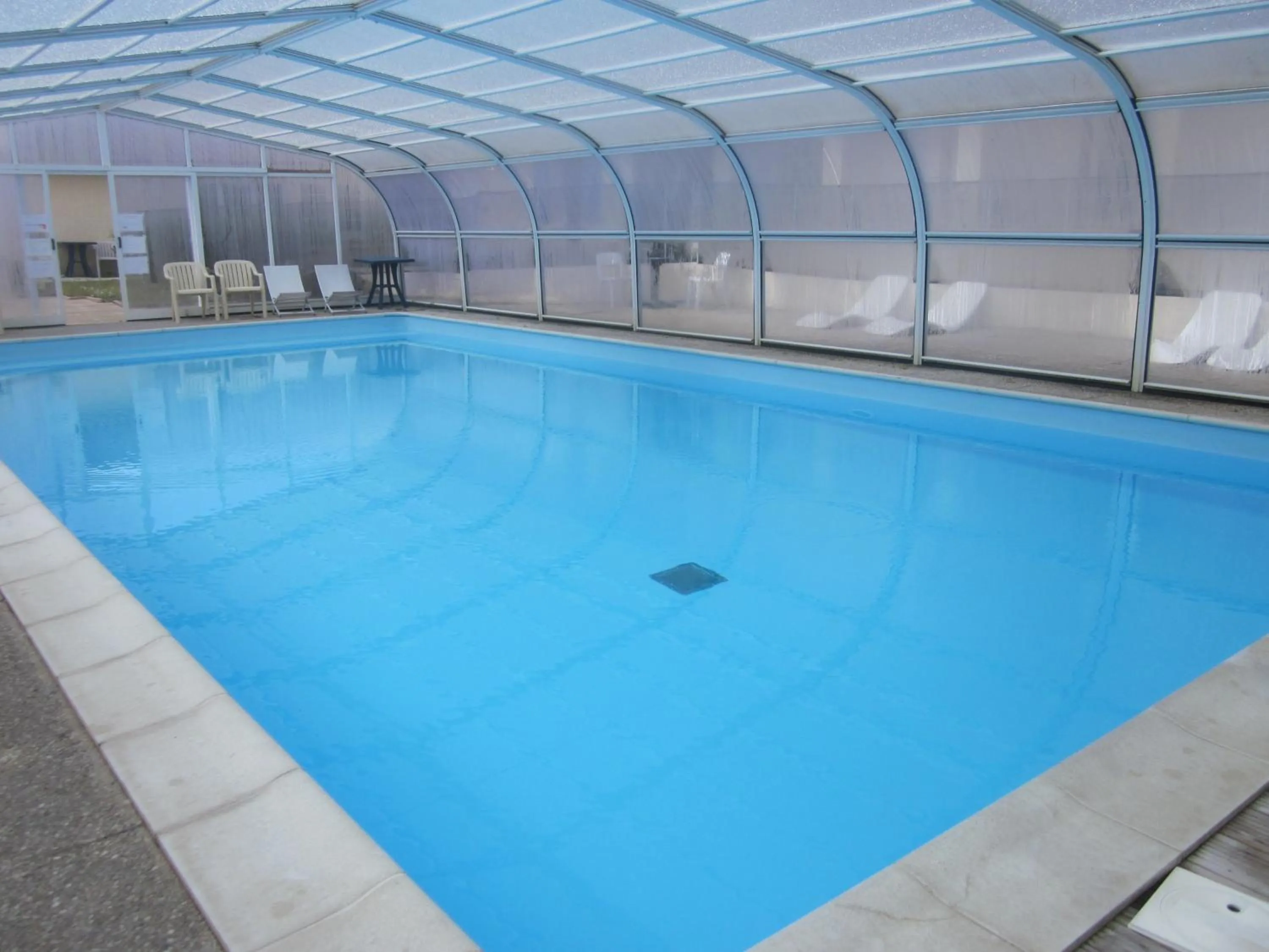 Swimming pool in Hotel La Chaumière