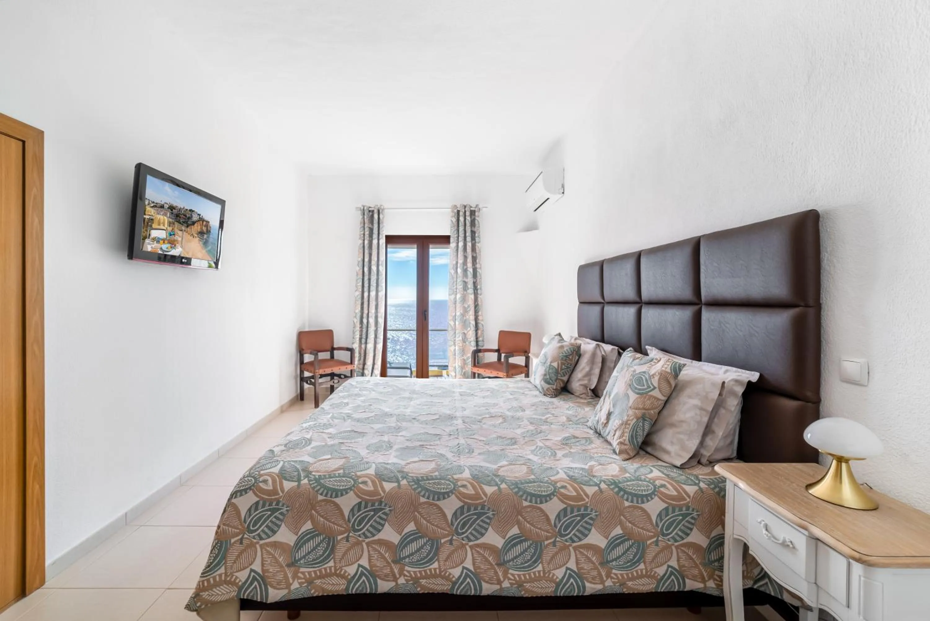 Bed in Castelo Guest House