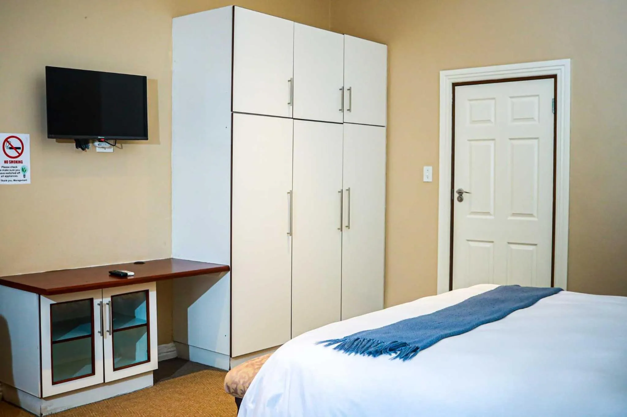 TV and multimedia in Komani Resorts