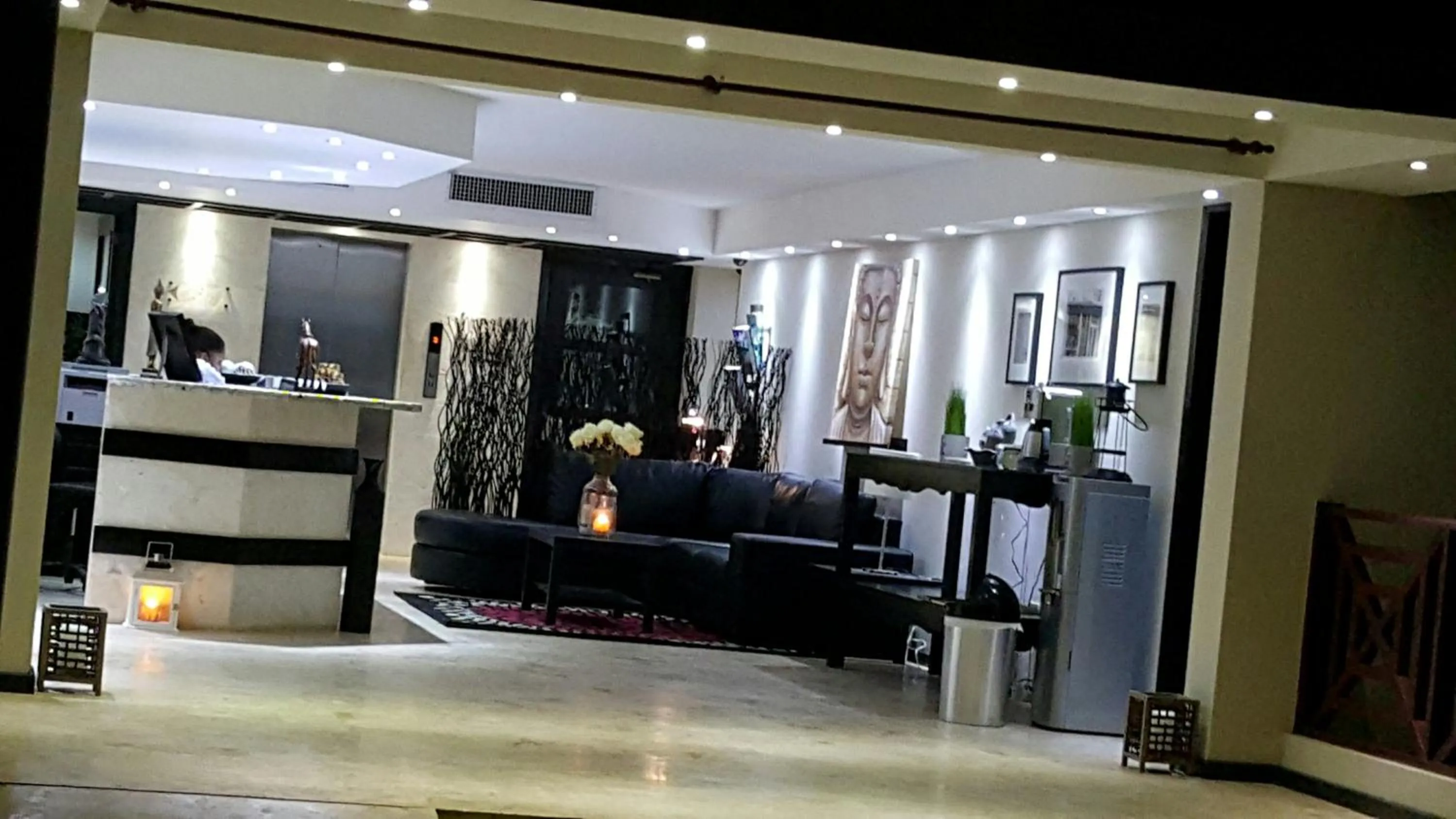 Lobby or reception in Savoy Hotel Boutique