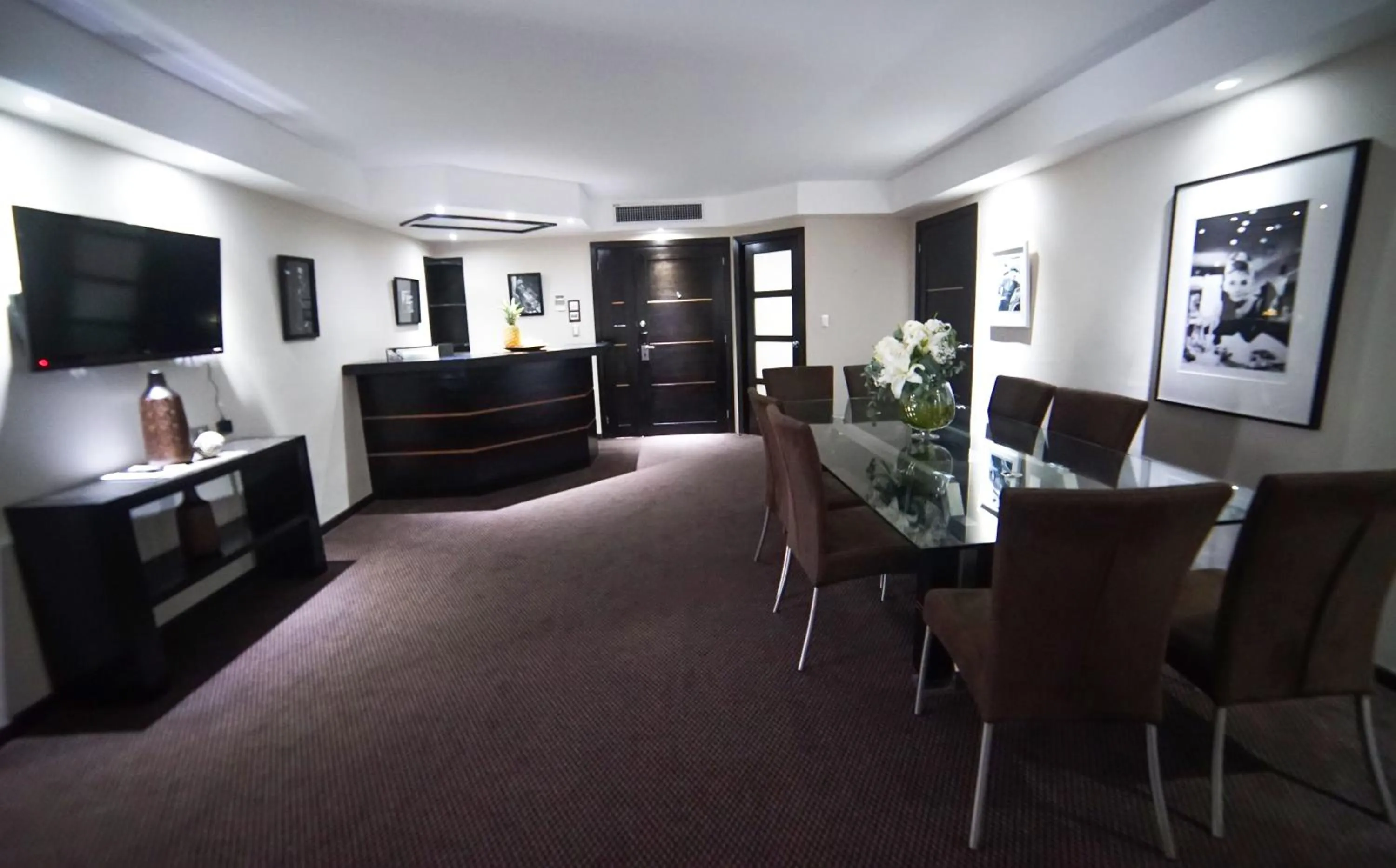 Savoy Hotel Boutique