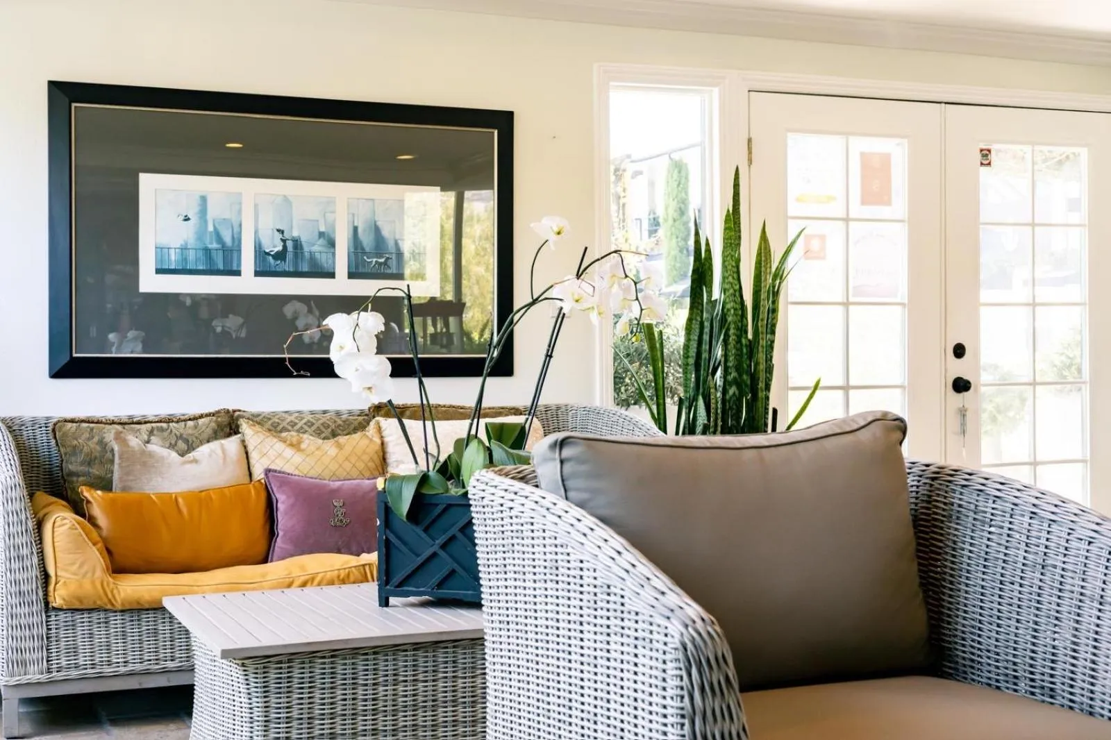 Lobby or reception in Seaside Laguna Inn & Suites