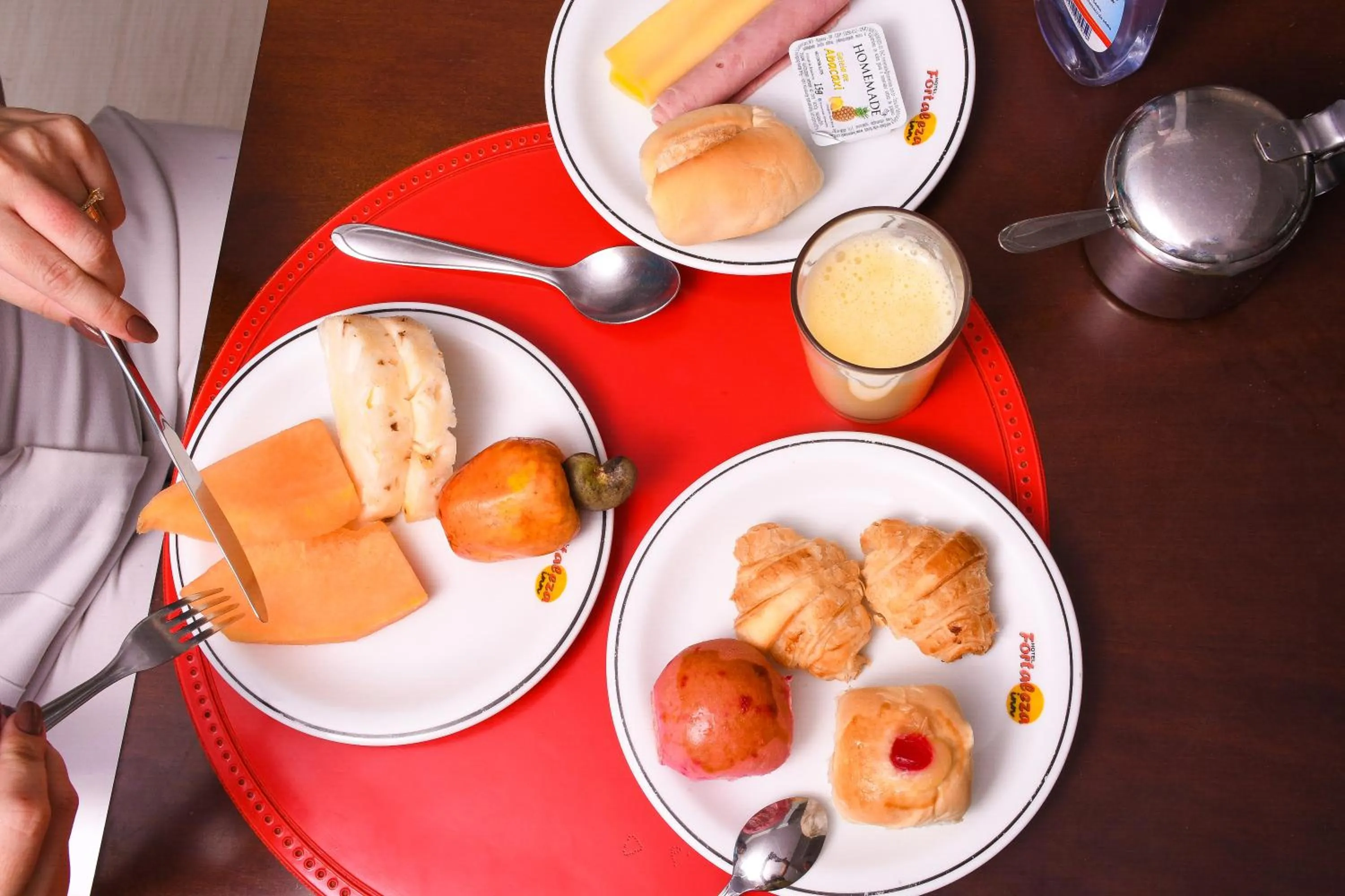 Food in Hotel Fortaleza Inn