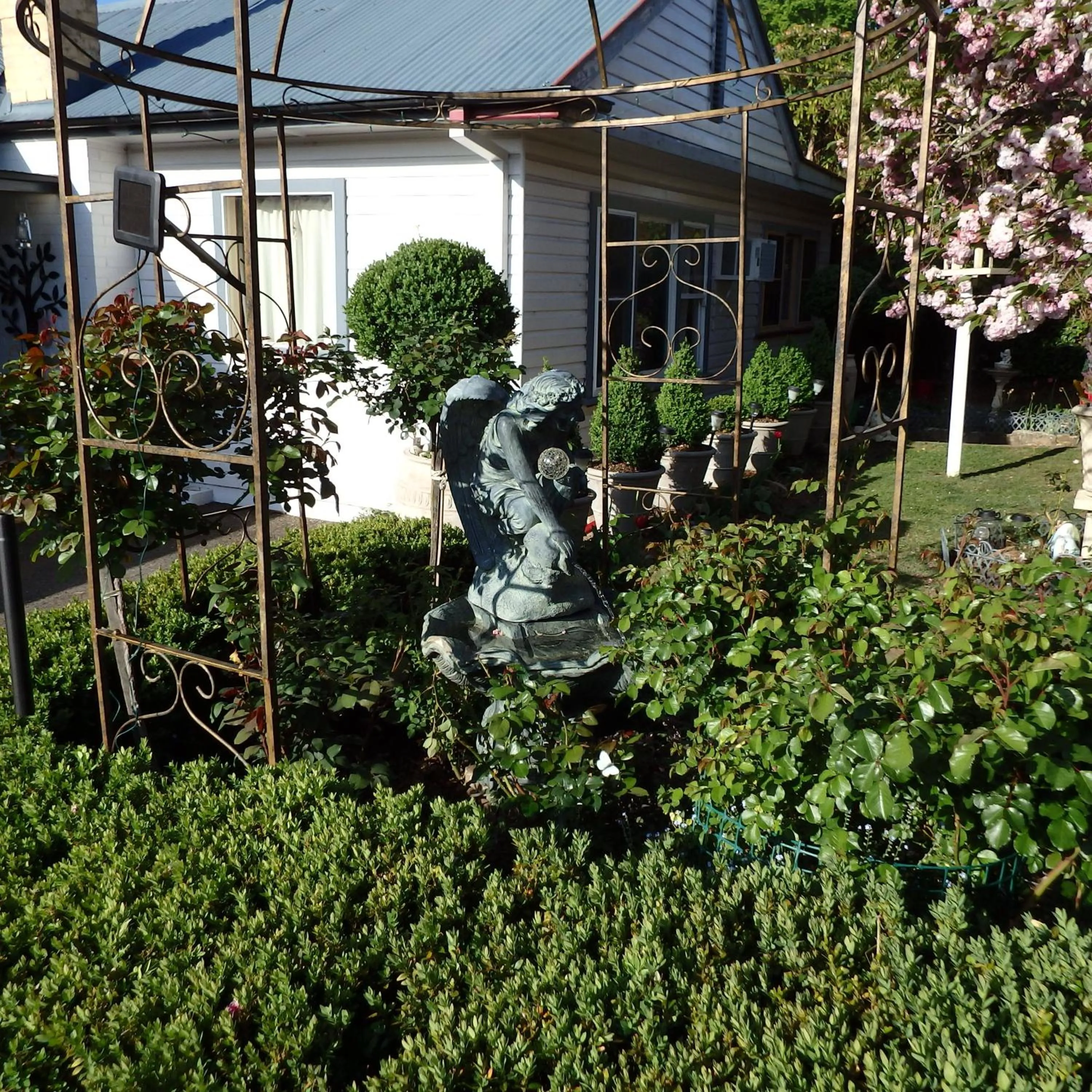 Garden in Bowral Road Art Gallery Bed and Breakfast