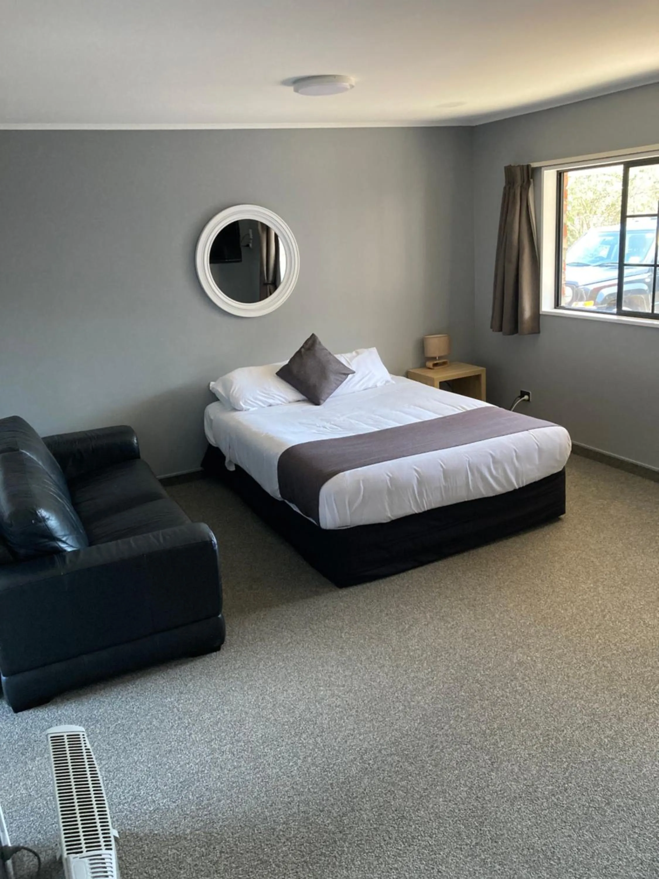 Bed in Heritage Highway Motel