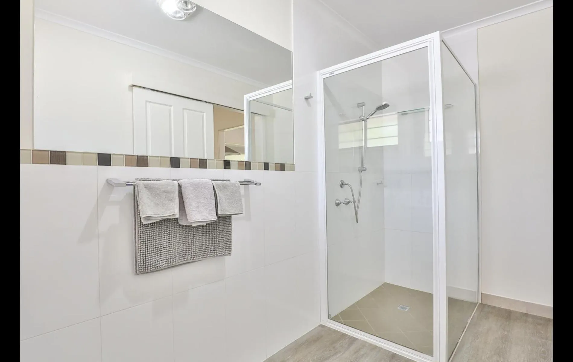 Shower in Mildura Holiday Villas