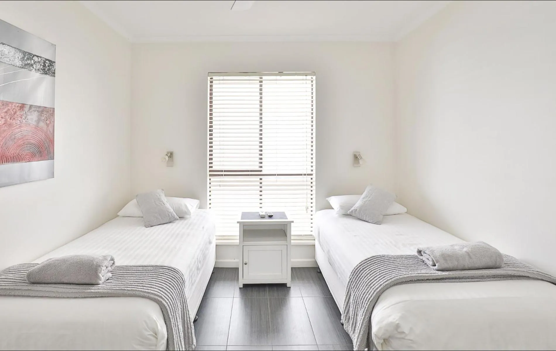 Bed in Mildura Holiday Villas