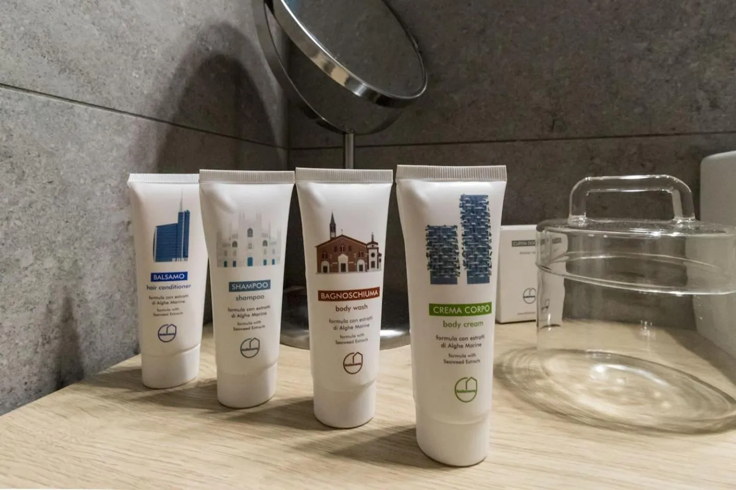 Facade/entrance in Italianway - Vigevano 13