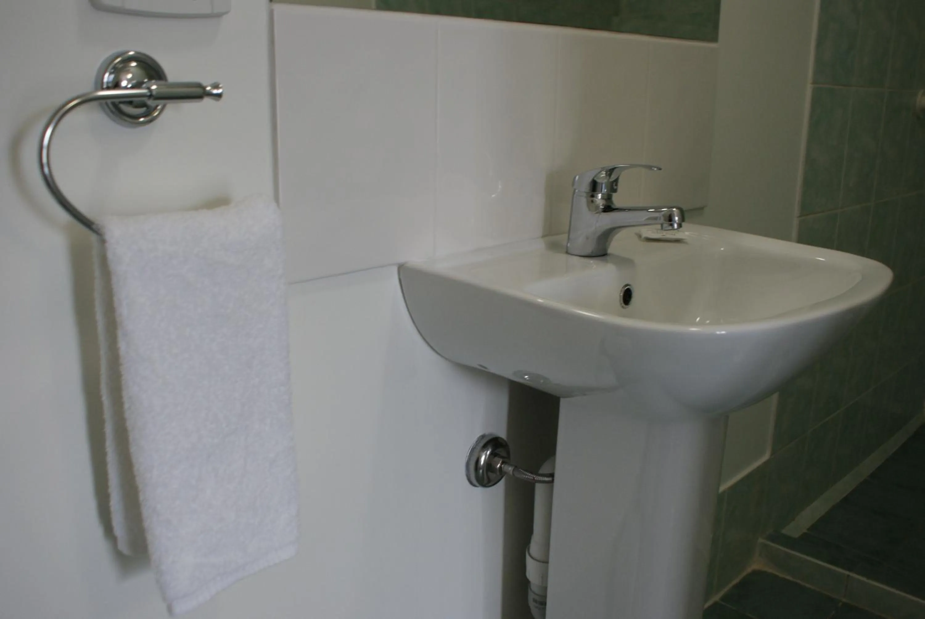 Photo of the whole room in Karuah Riverside Motel